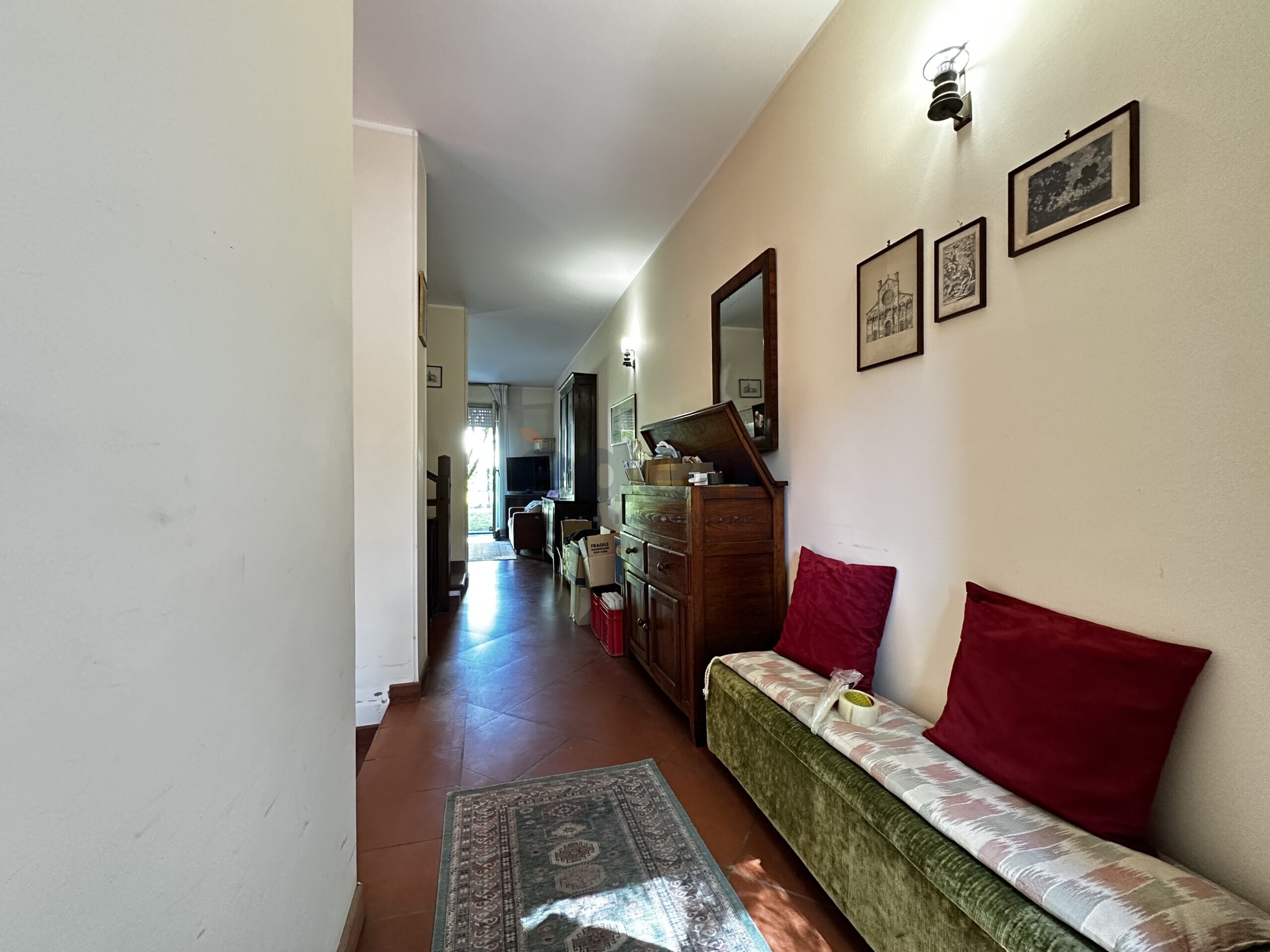 Villetta a schiera con giardino in via albert einstein 42, Modena