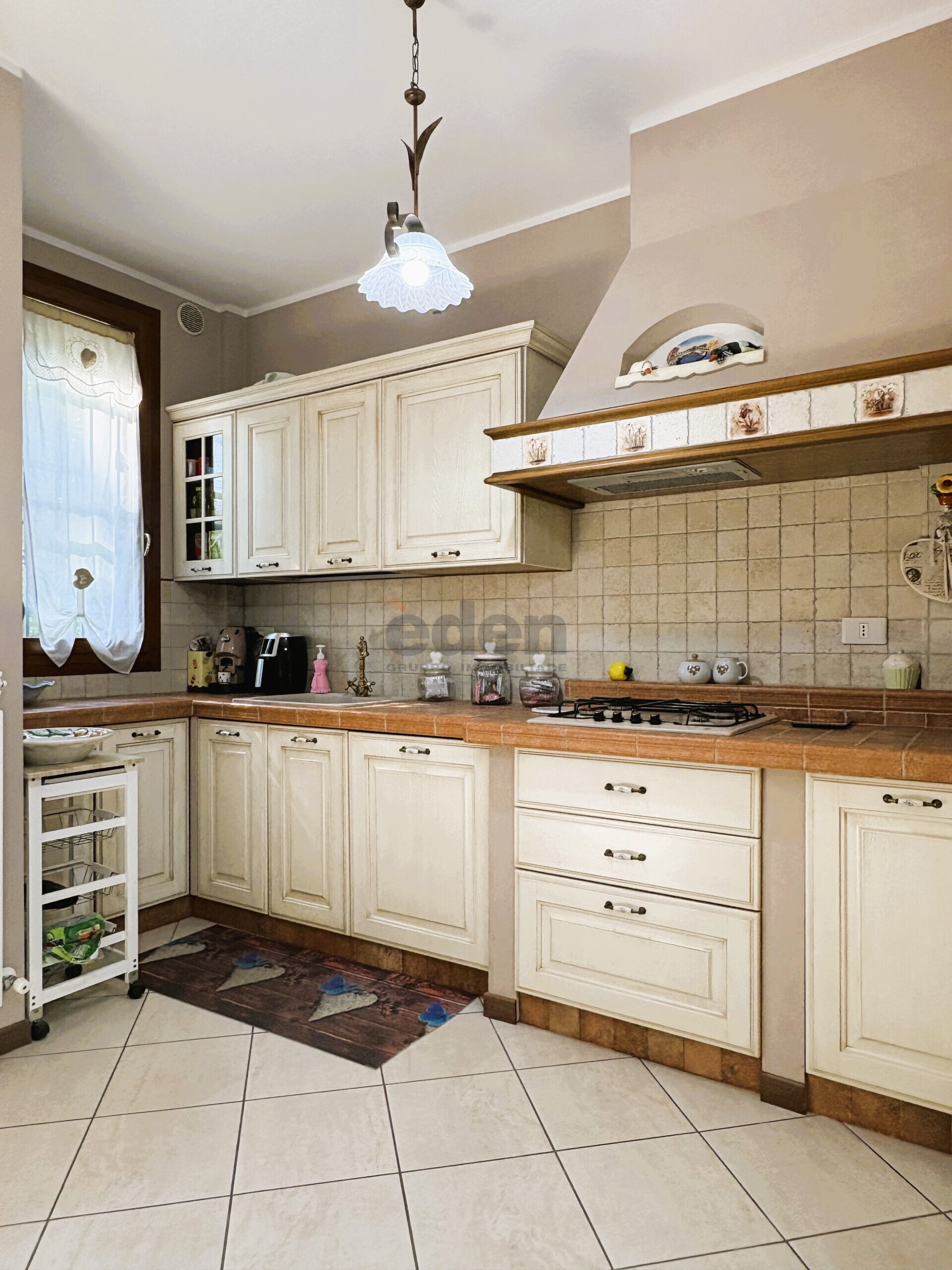 Trilocale con box in corso martiri 242, Castelfranco Emilia