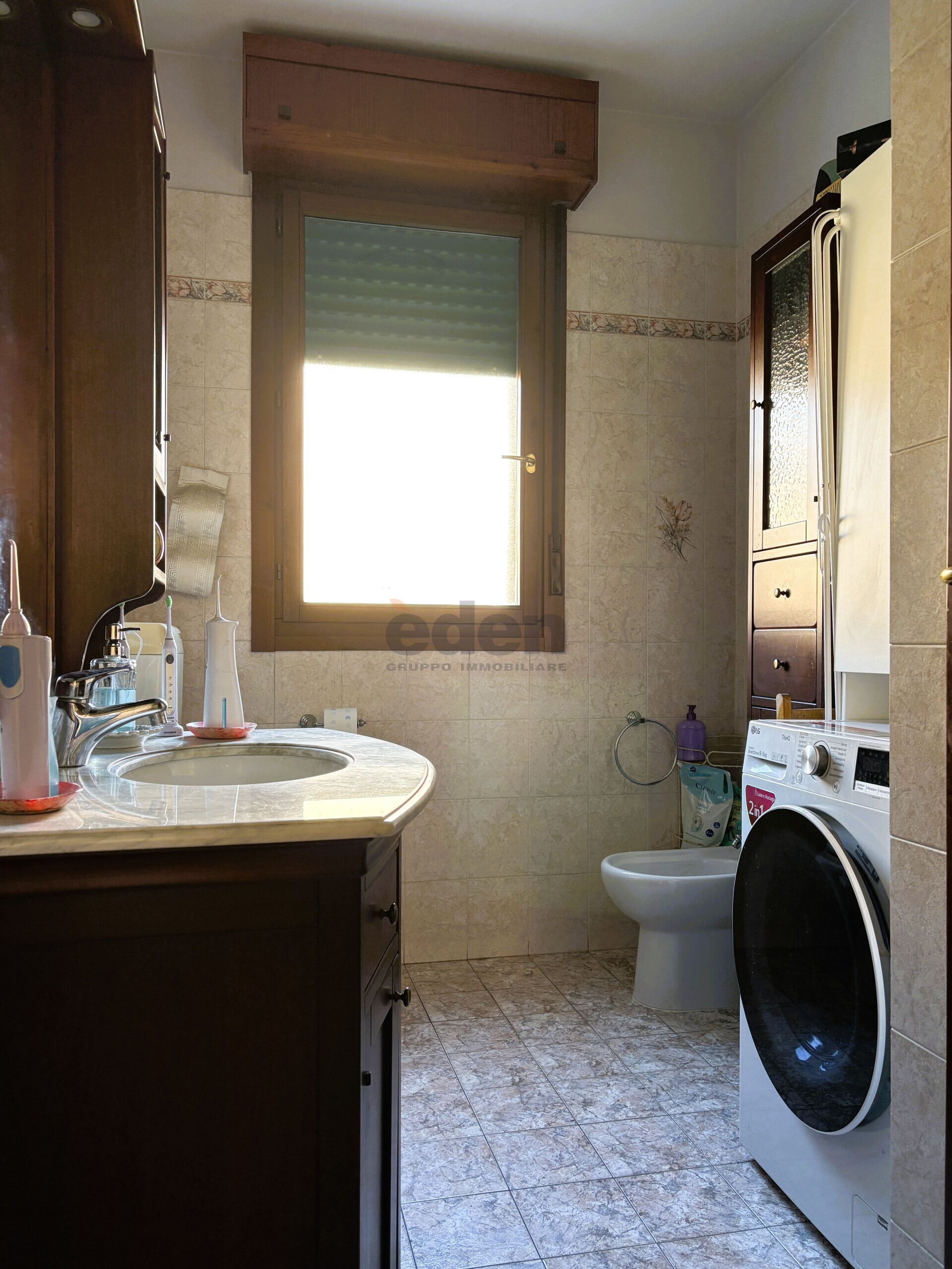 Trilocale con box in via alcide de gasperi 27, Castelfranco Emilia