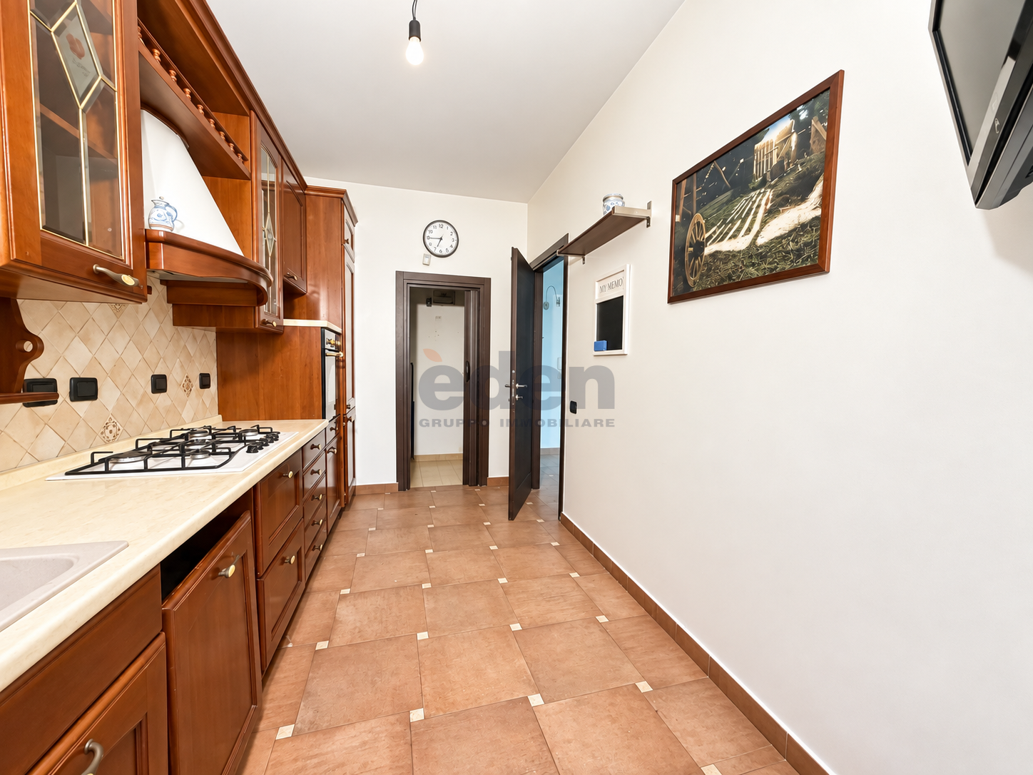 Trilocale con box in via giuseppe notari 109, Modena