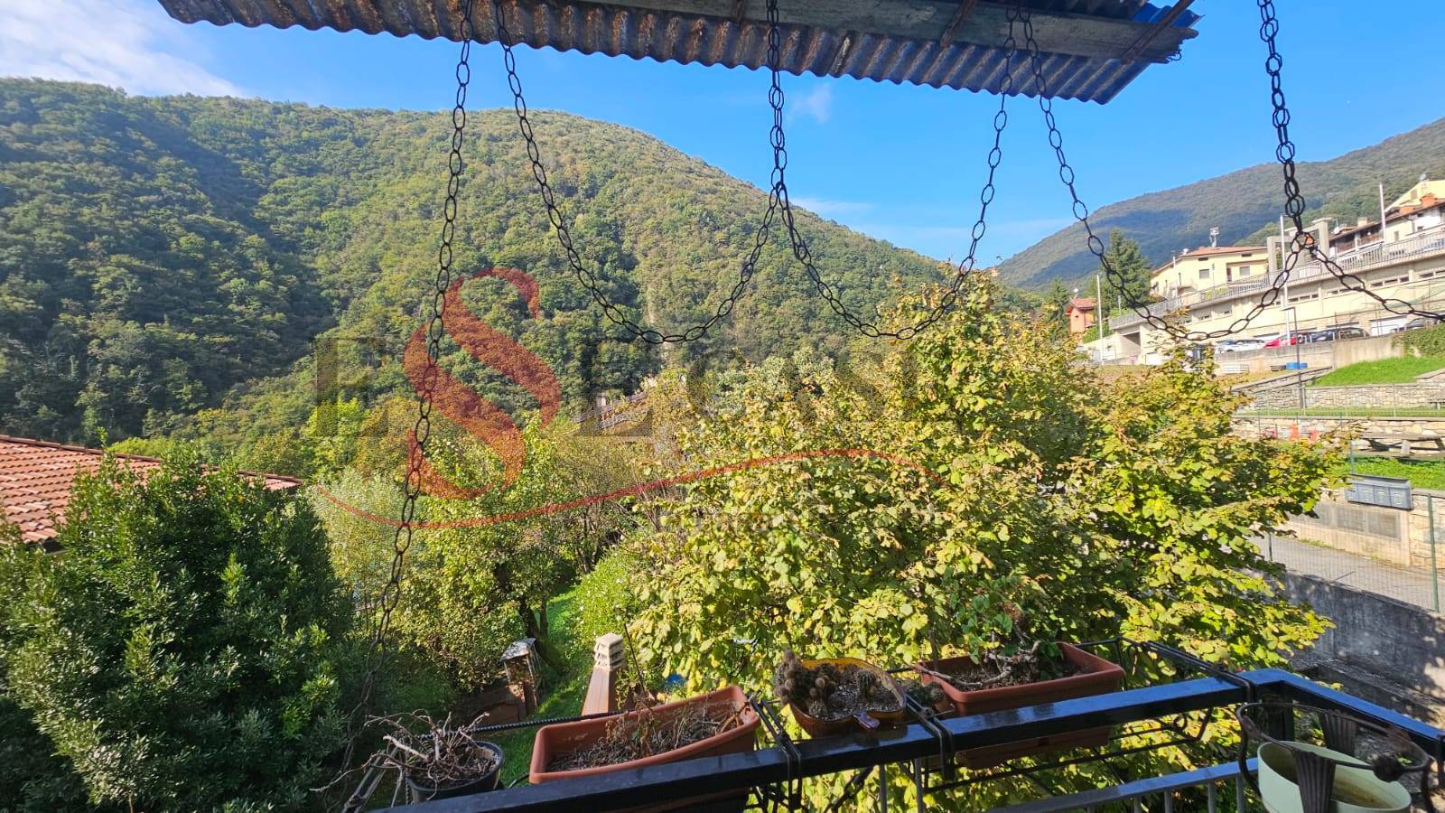 Appartamento in vendita a Alzano Lombardo, Olera