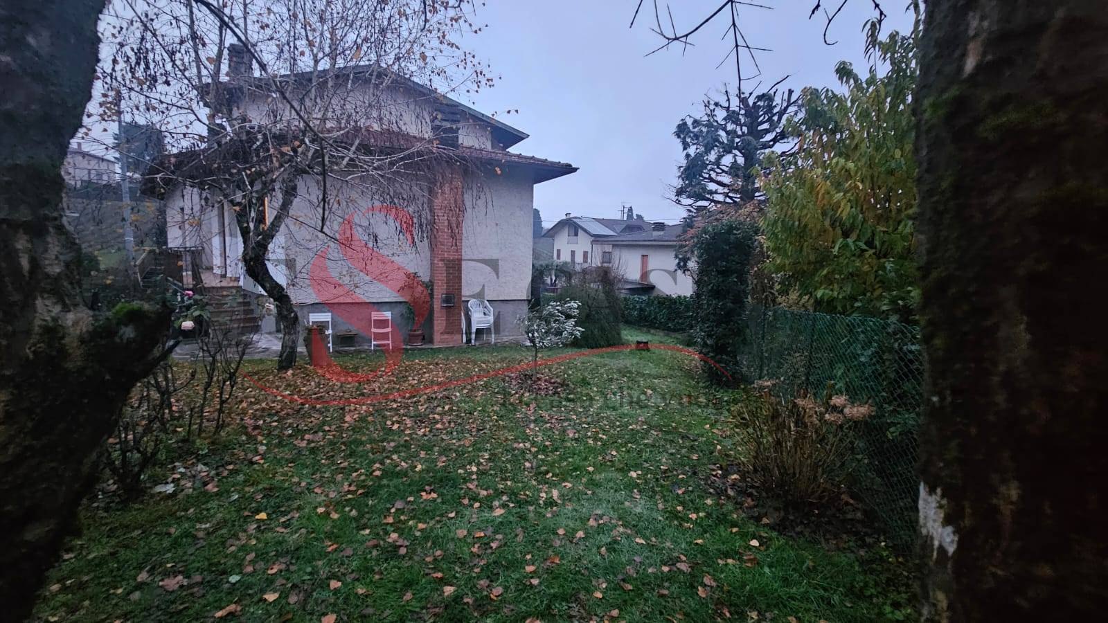 Villa in vendita a Scanzorosciate
