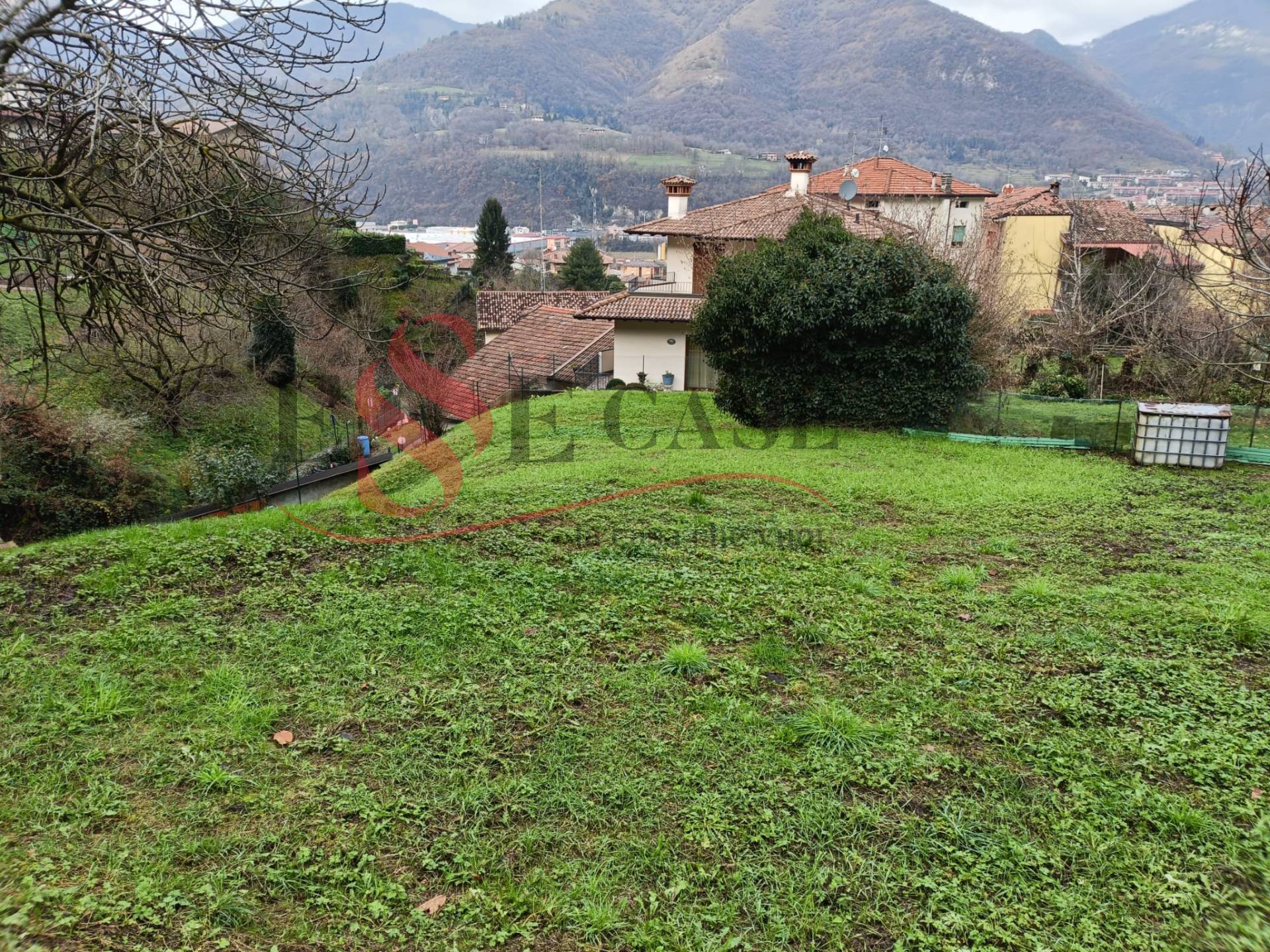 Terreno edificabile in vendita a Pradalunga