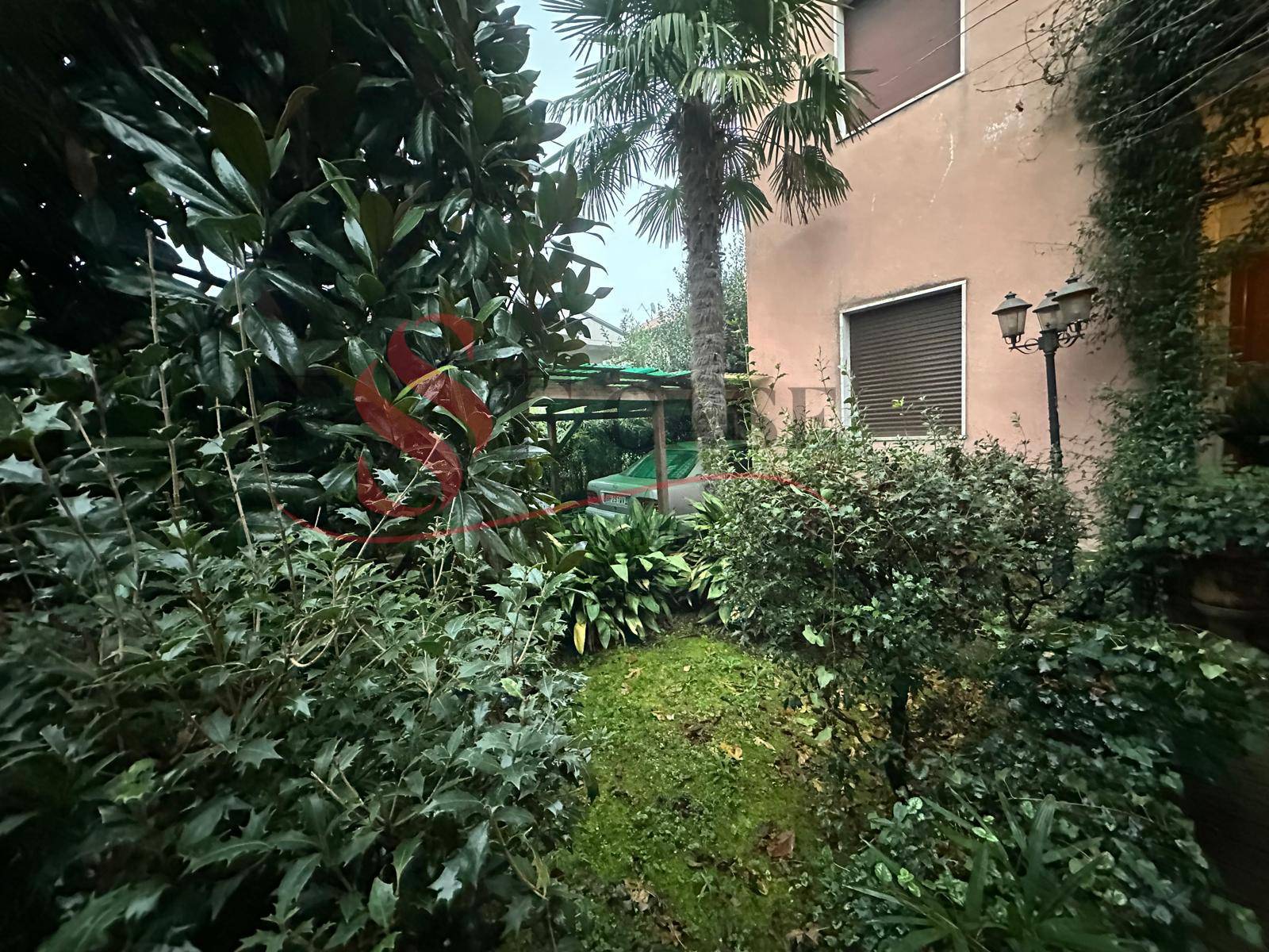 Villa singola in vendita a Seriate