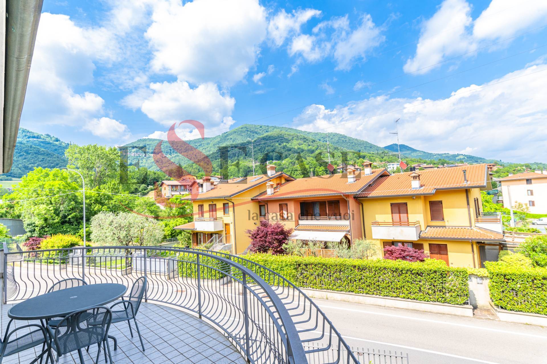 Villa in vendita a Alzano Lombardo