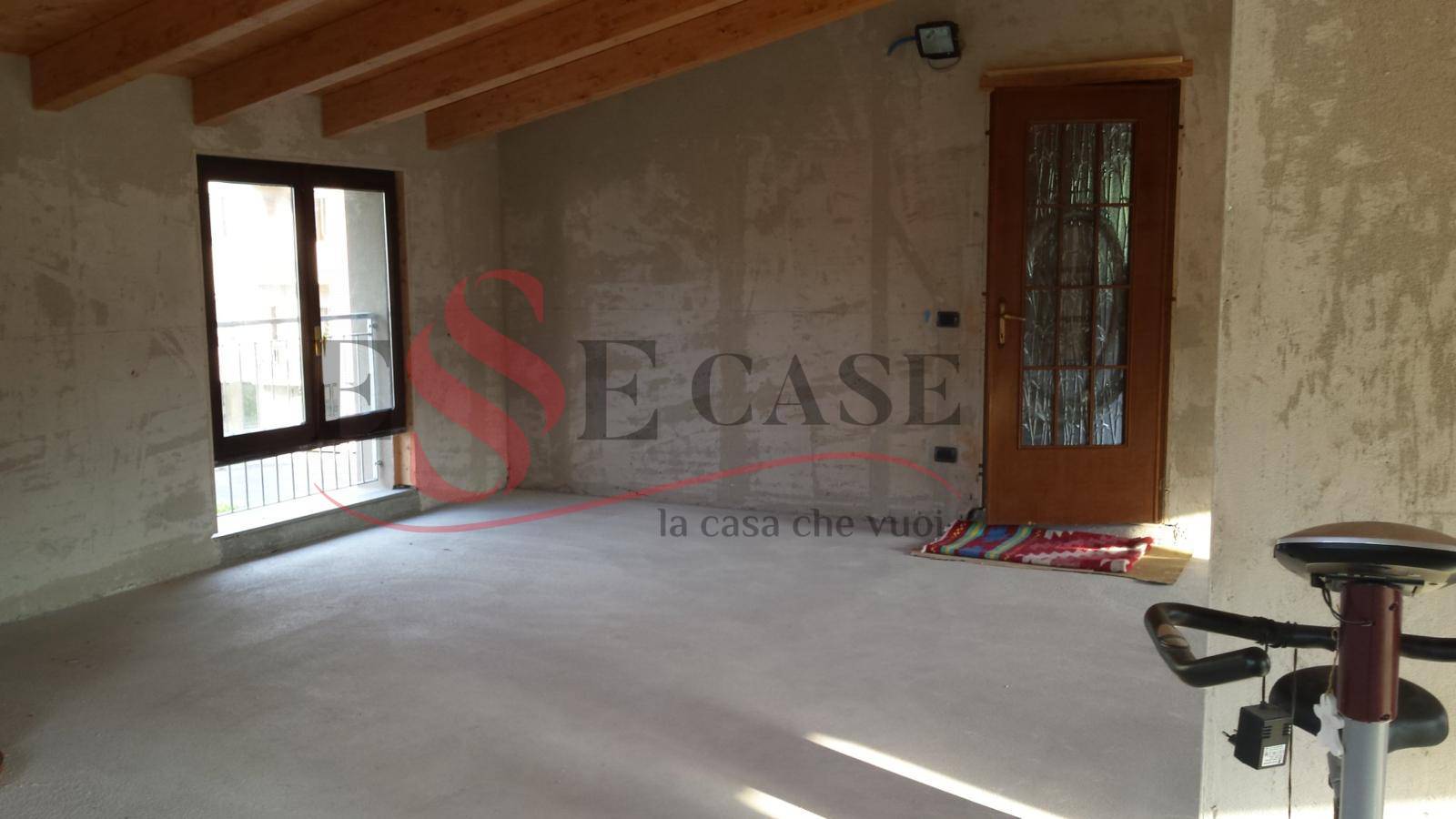 Appartamento in vendita a Nembro