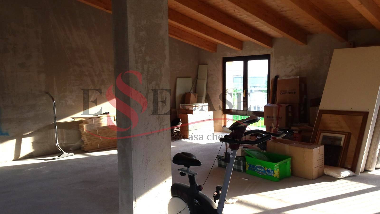 Appartamento in vendita a Nembro