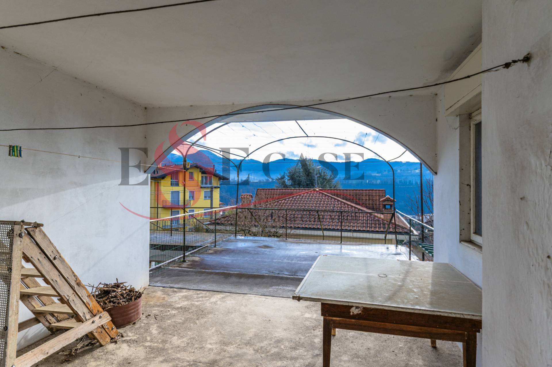 Villa in vendita a Vertova