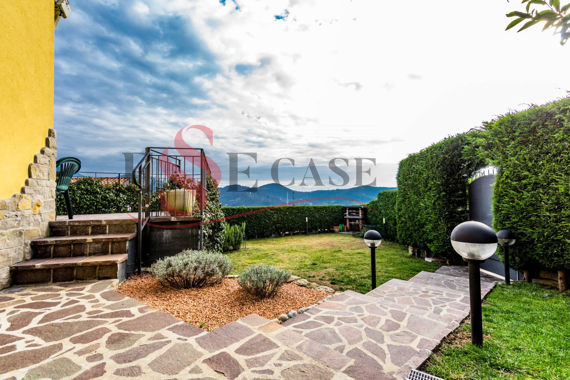 Villa in vendita a Alzano Lombardo