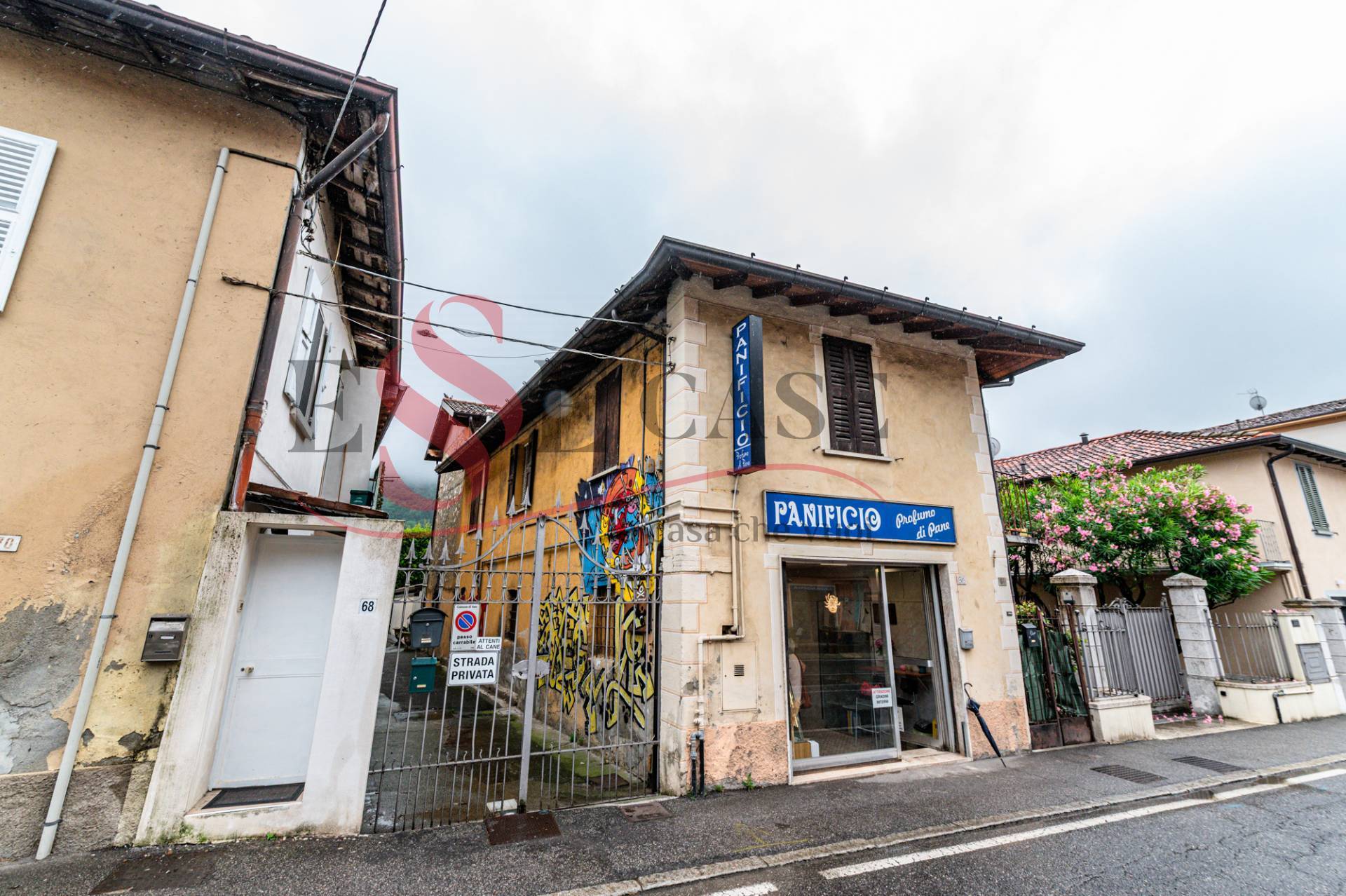 Attivit commerciale in vendita a Iseo