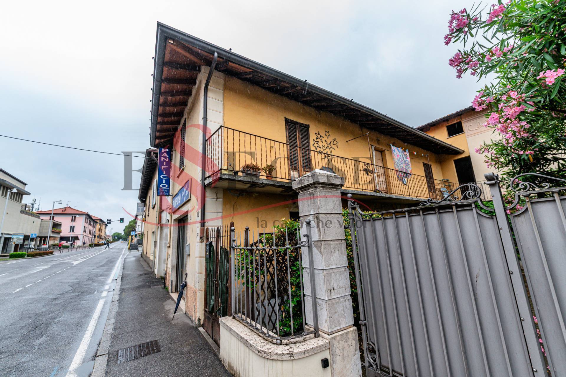 Attivit commerciale in vendita a Iseo