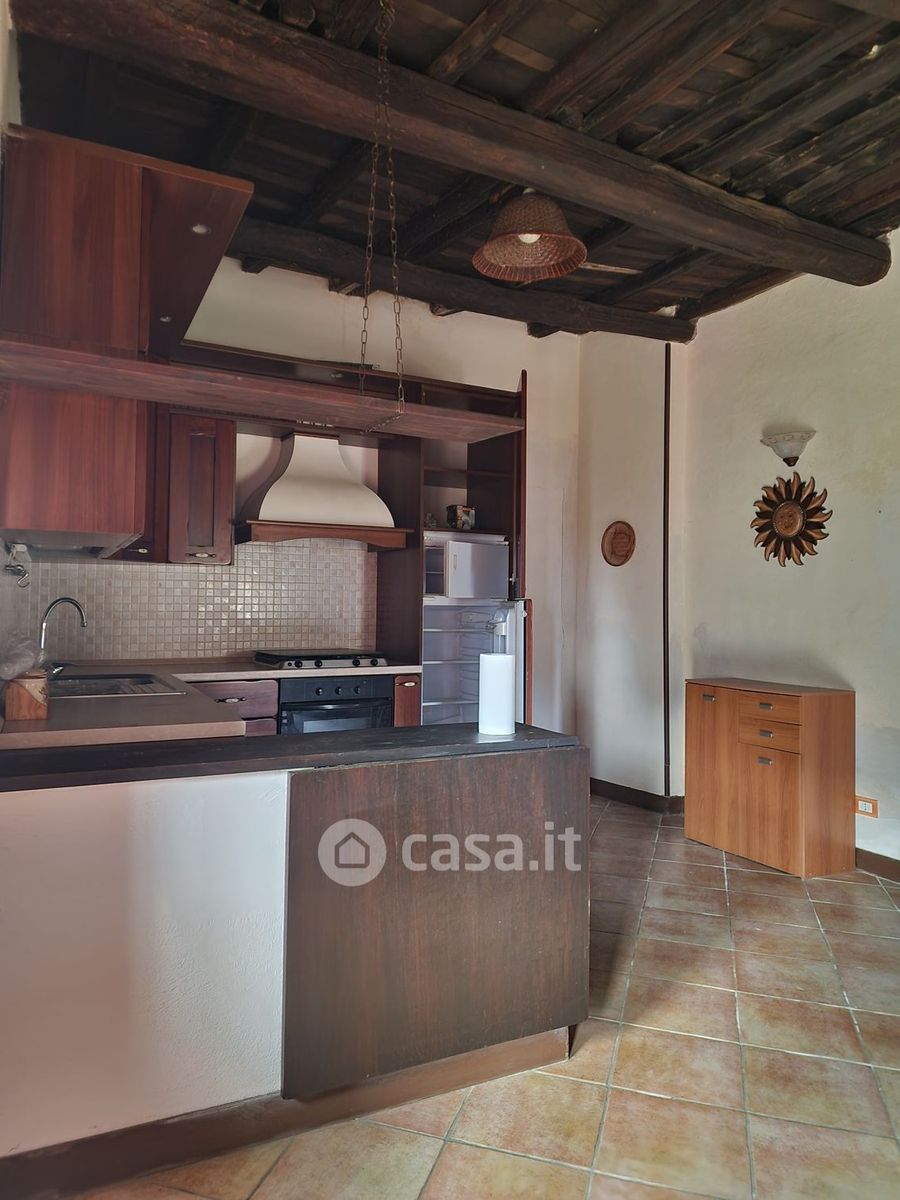 Bilocale in vendita a Caprarola