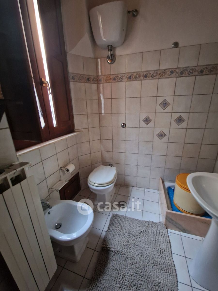 Trilocale arredato in affitto a Vallerano