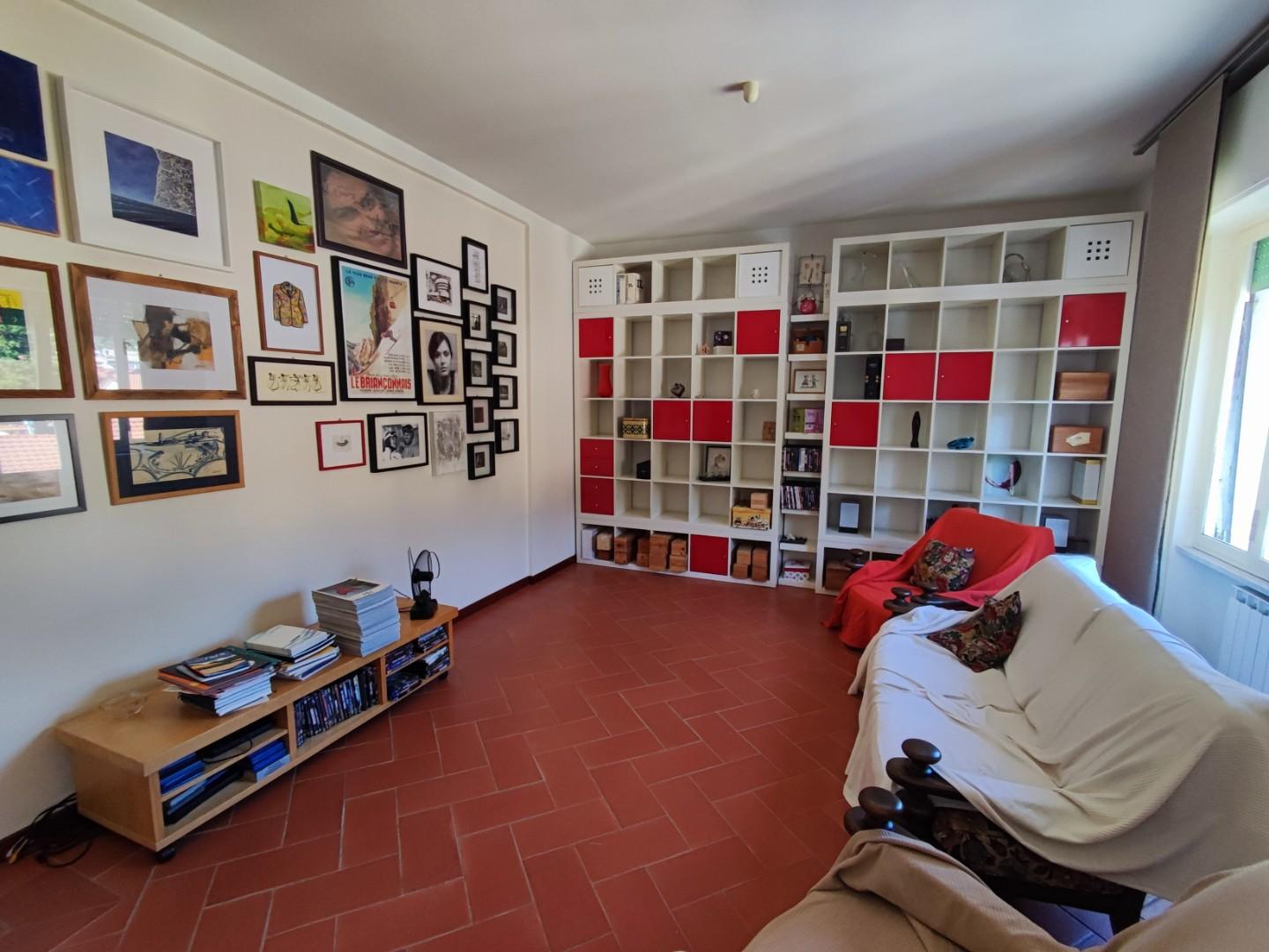 Appartamento in vendita a Massa