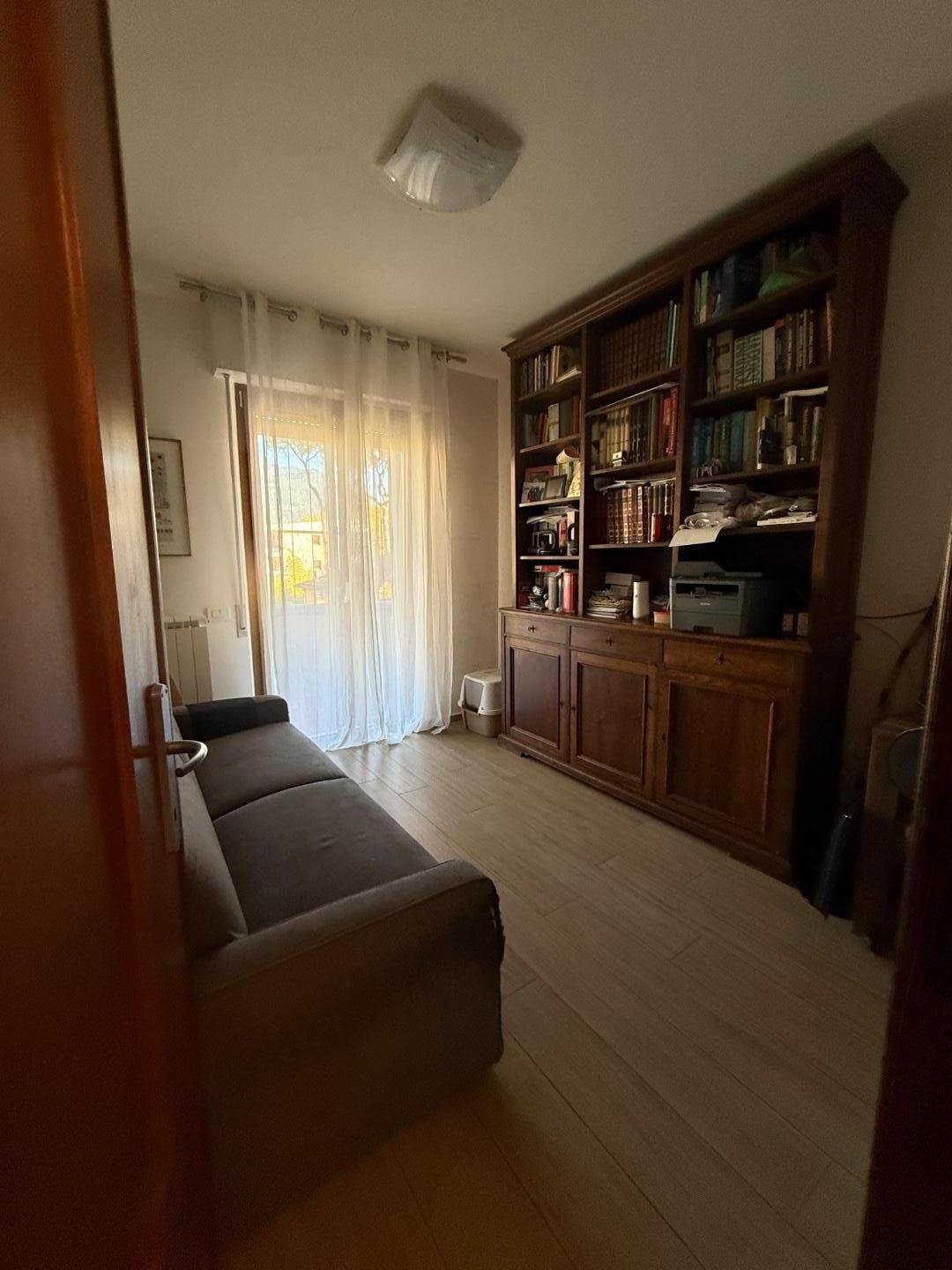 Appartamento in vendita, Massa zona viali