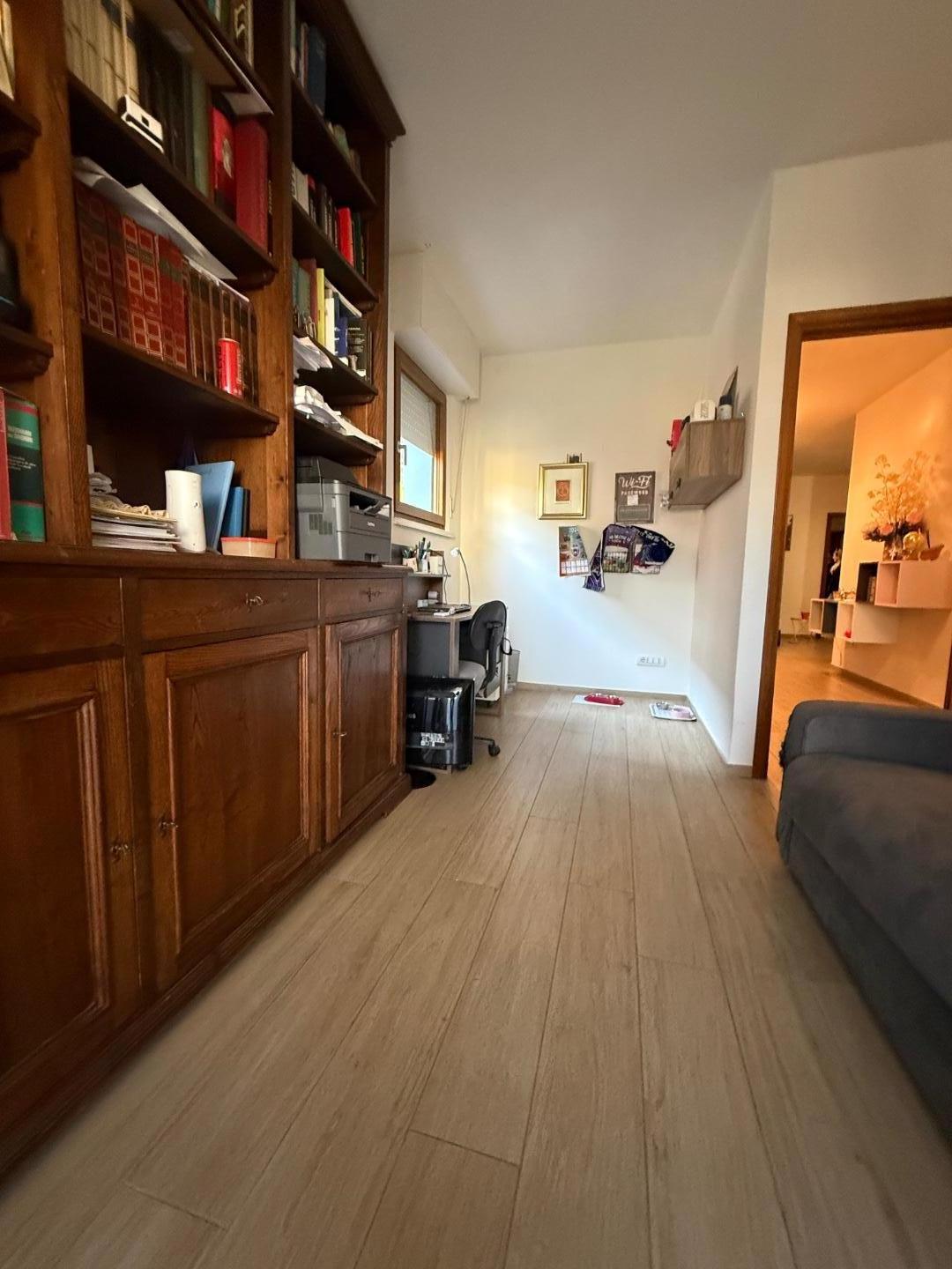 Appartamento in vendita, Massa zona viali