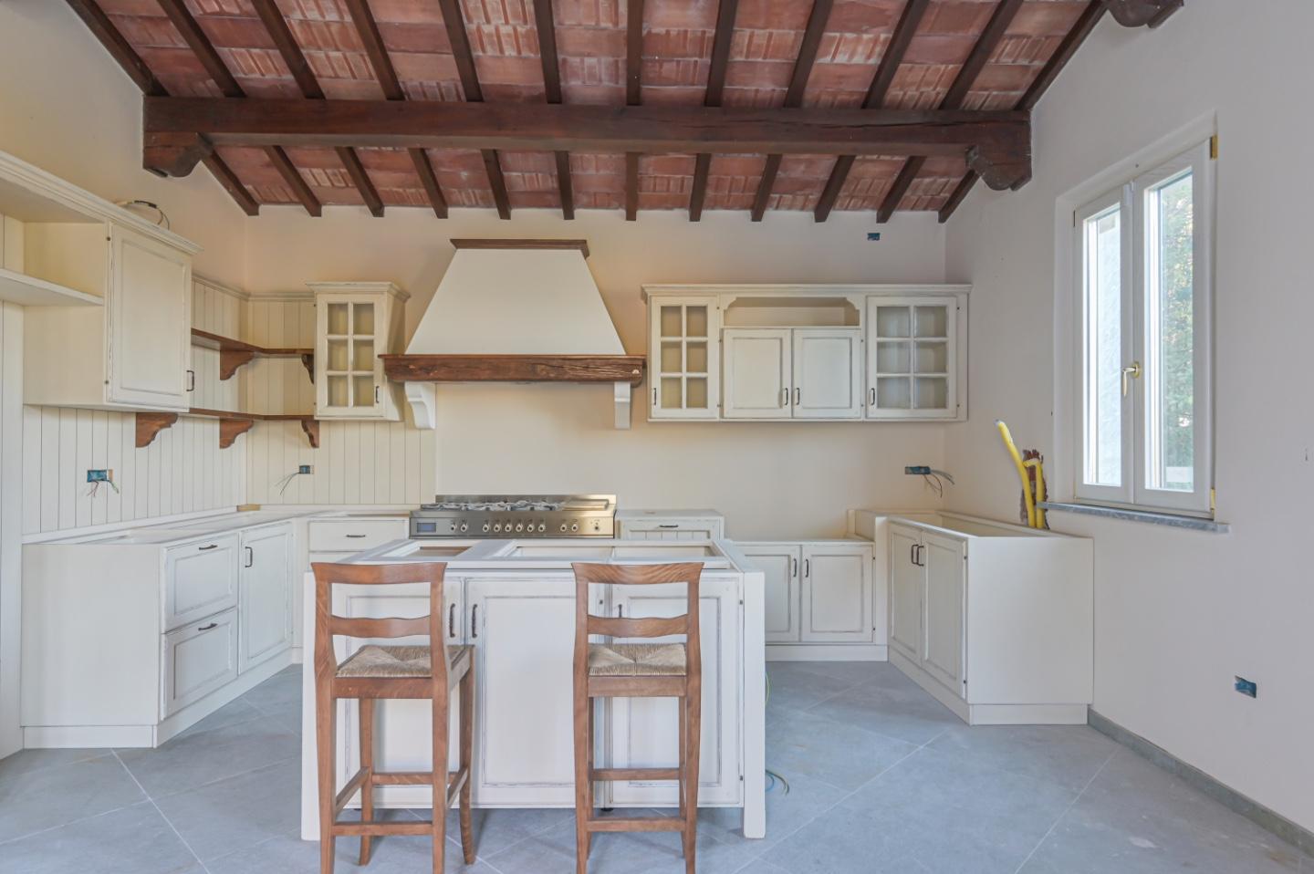 Villa con giardino a Massa