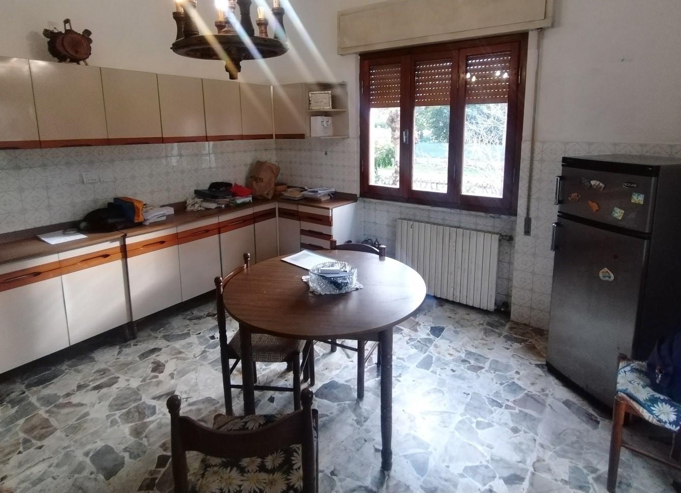 Casa indipendente con giardino, Massa poveromo