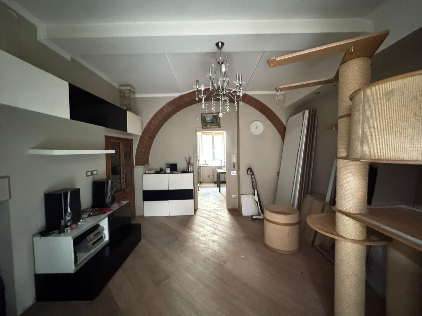 Quadrilocale in vendita a Massa