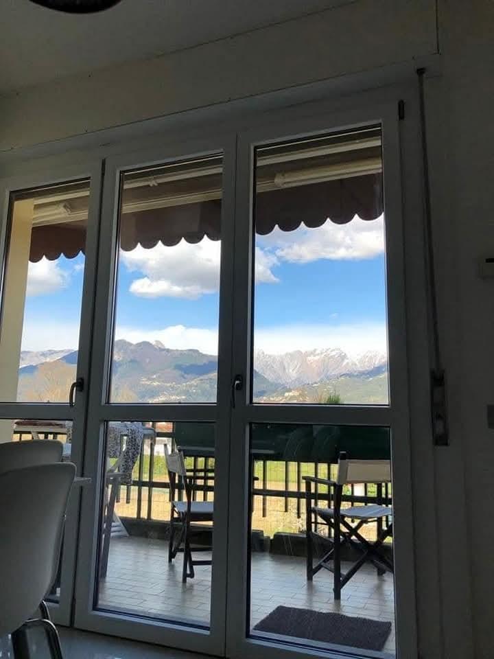 Appartamento arredato in affitto, Massa marina di