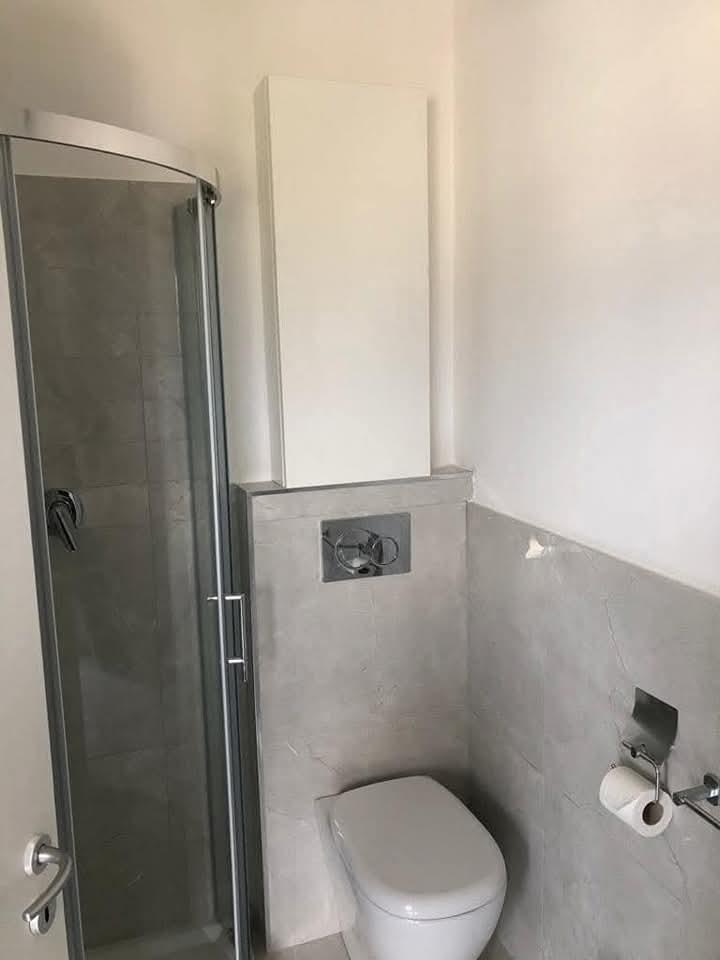 Appartamento arredato in affitto, Massa marina di