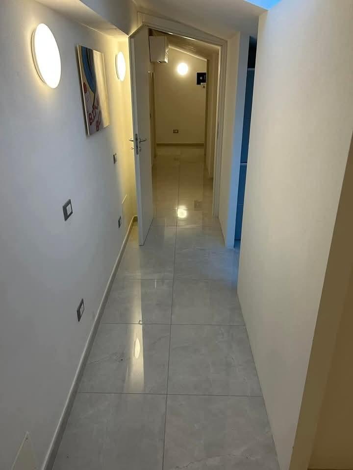 Appartamento arredato in affitto, Massa marina di