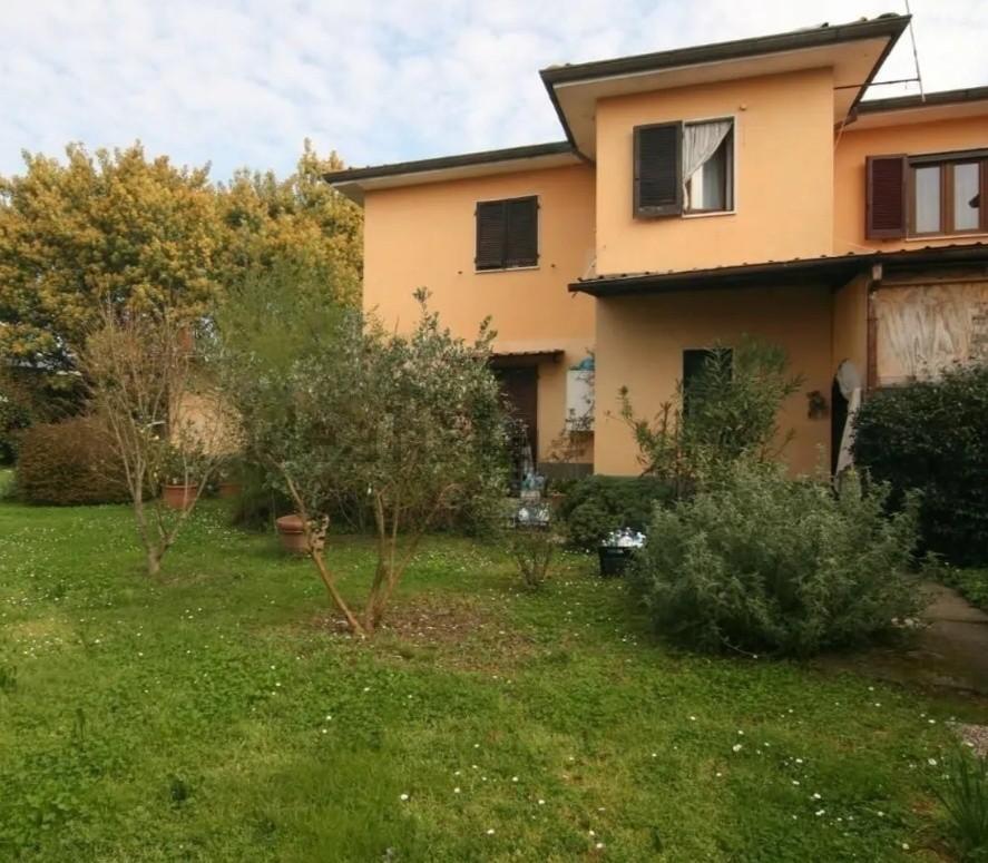 Rustico con giardino, Massa ricortola