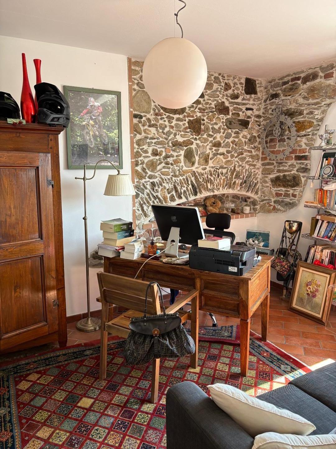 Casa indipendente con giardino, Massa capaccola