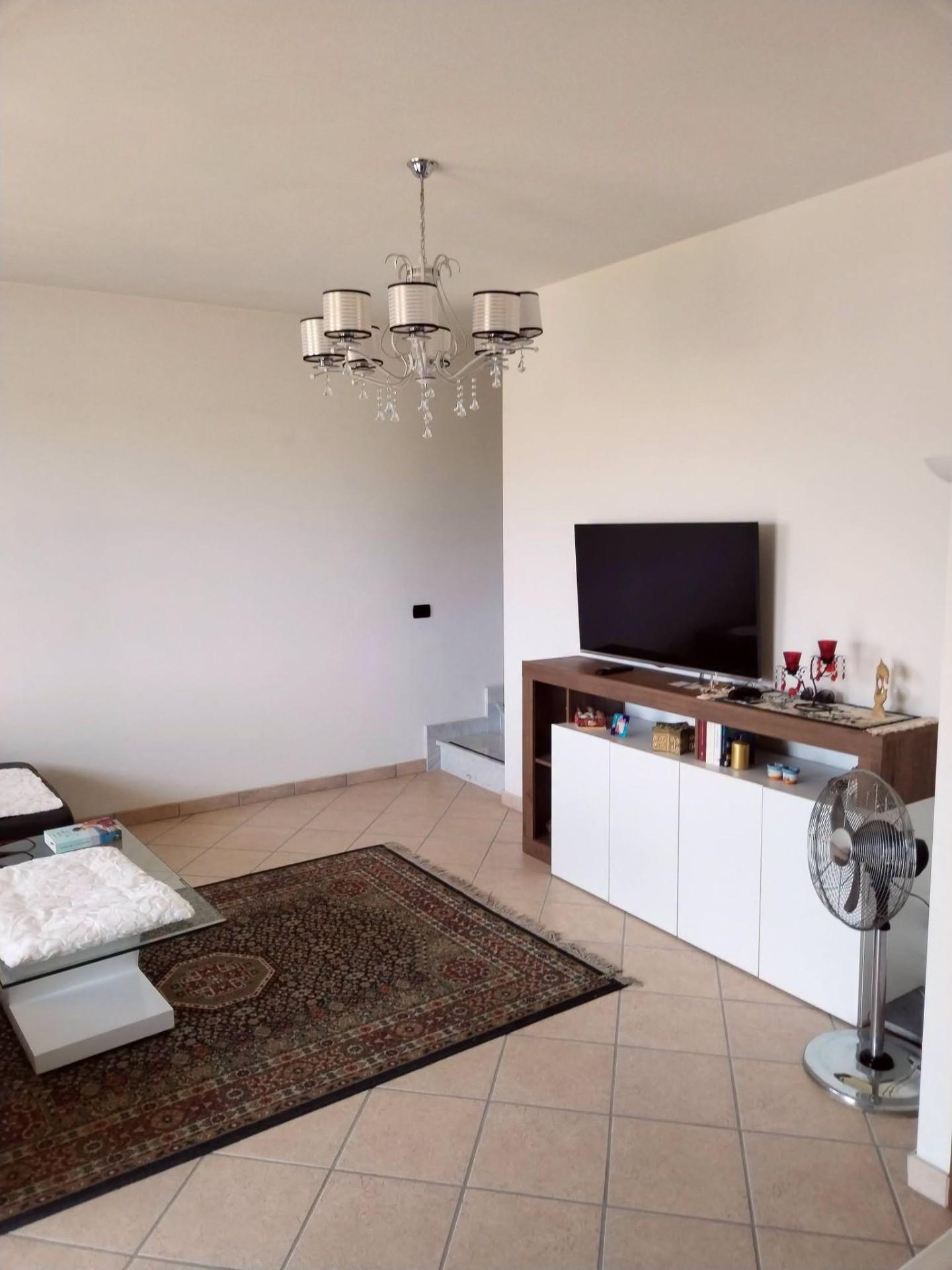 Villa con giardino, Massa partaccia
