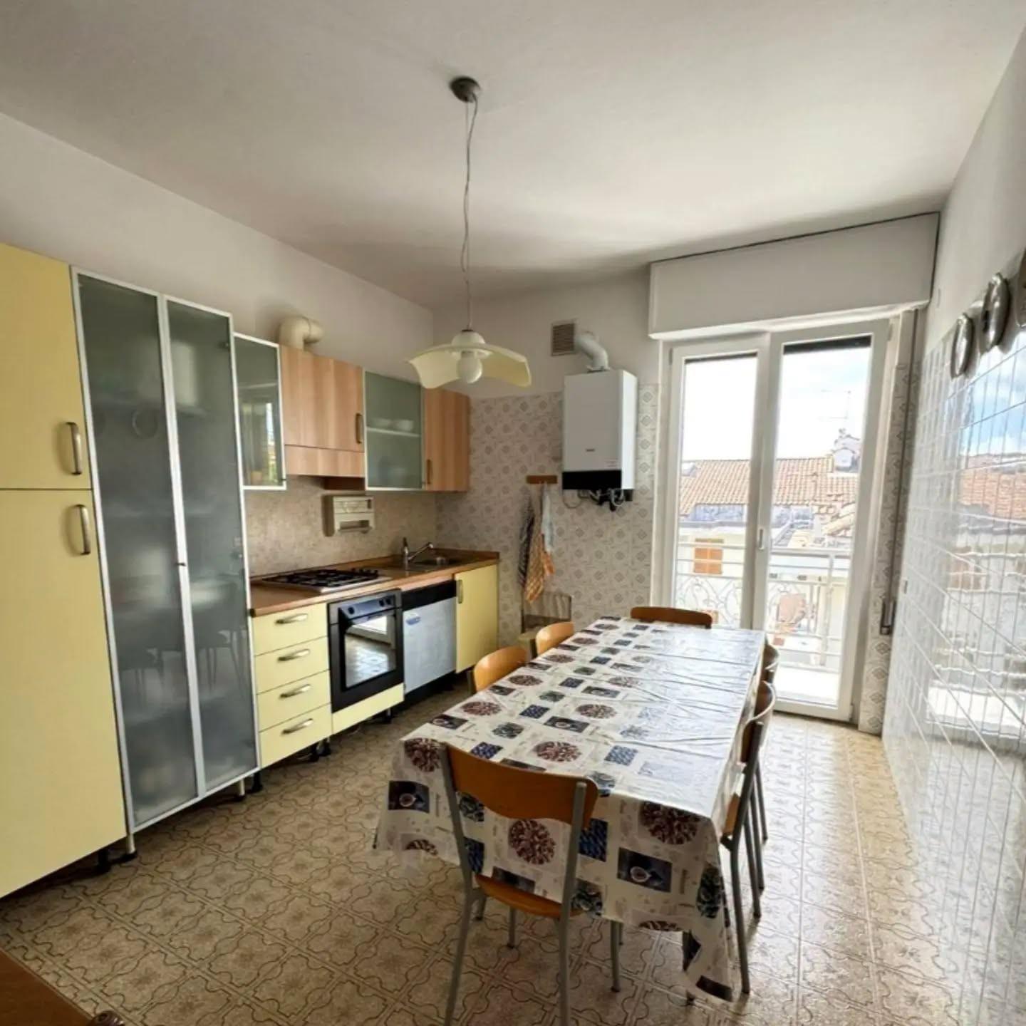 Quadrilocale in vendita, Massa marina di