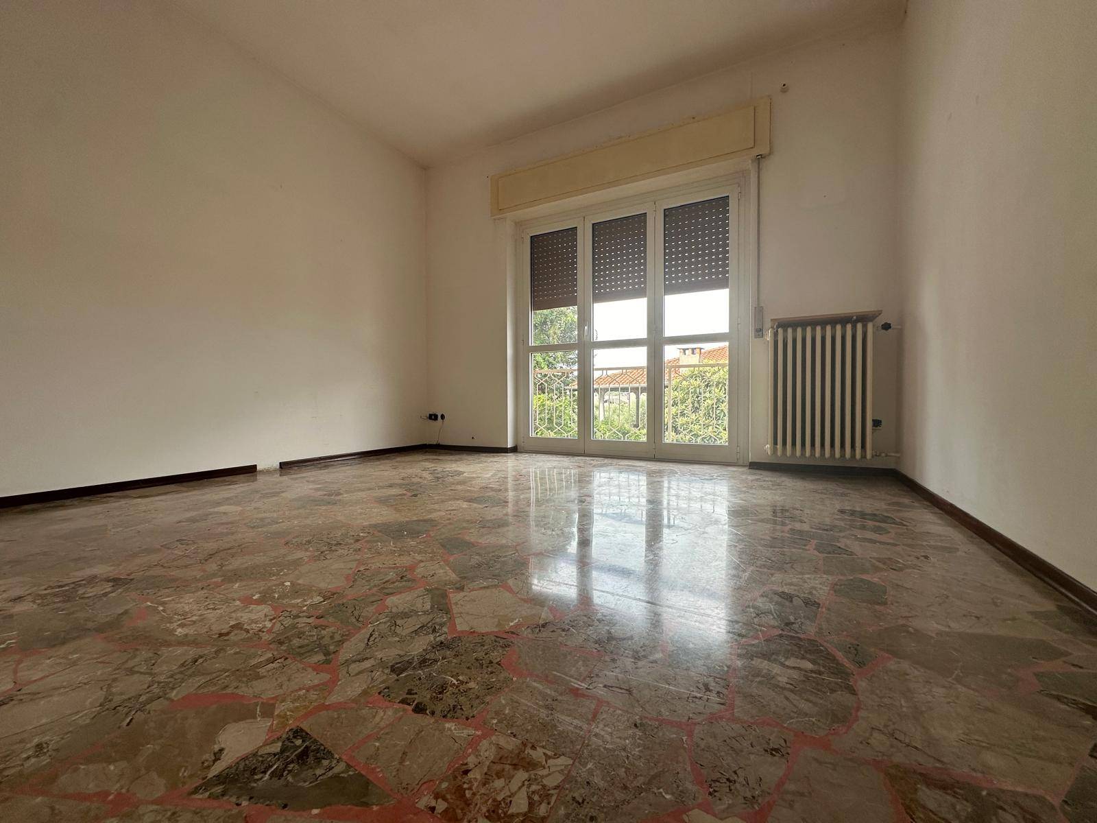 Appartamento in vendita a Oleggio