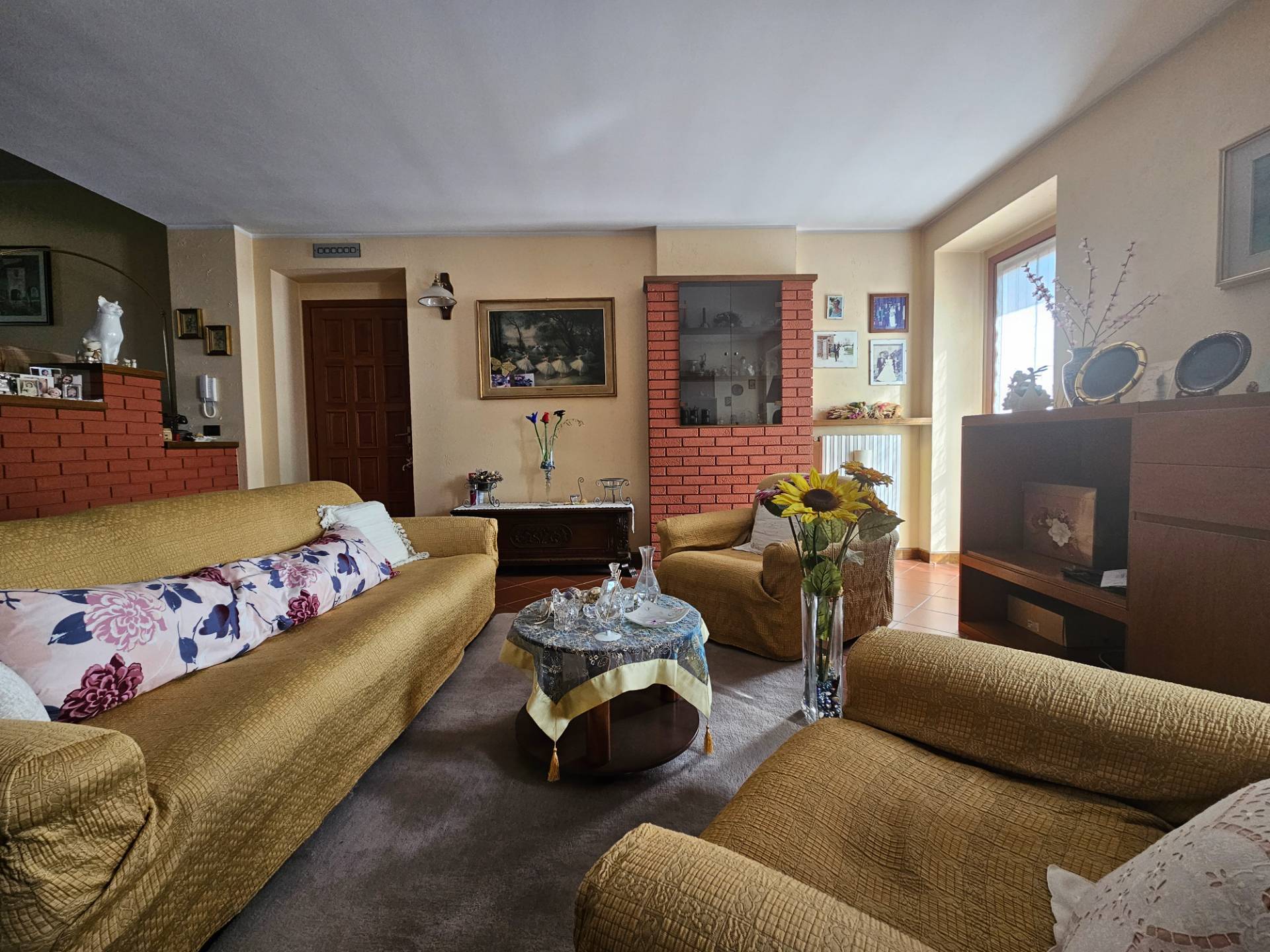 Cascina in vendita a Oleggio