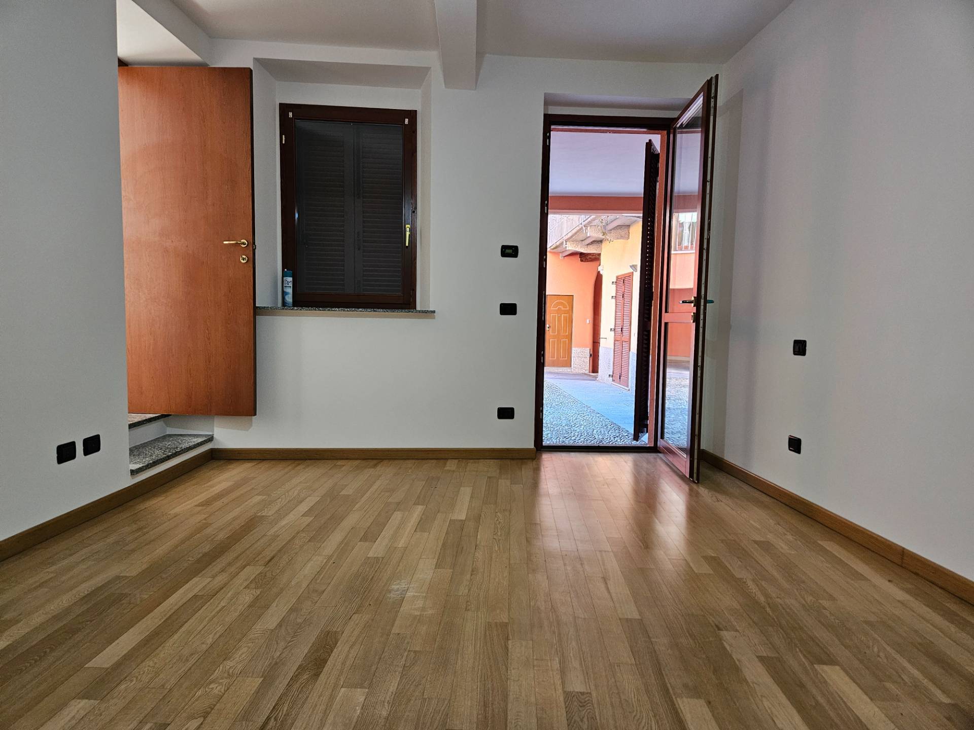 Appartamento in affitto a Oleggio