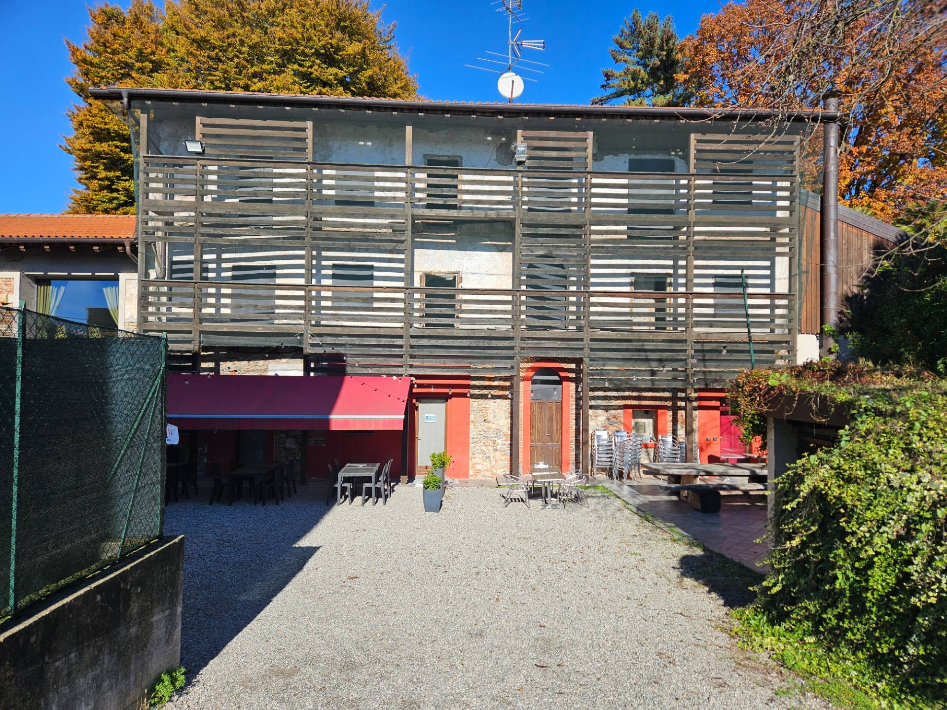 Cascina in vendita a Varallo Pombia