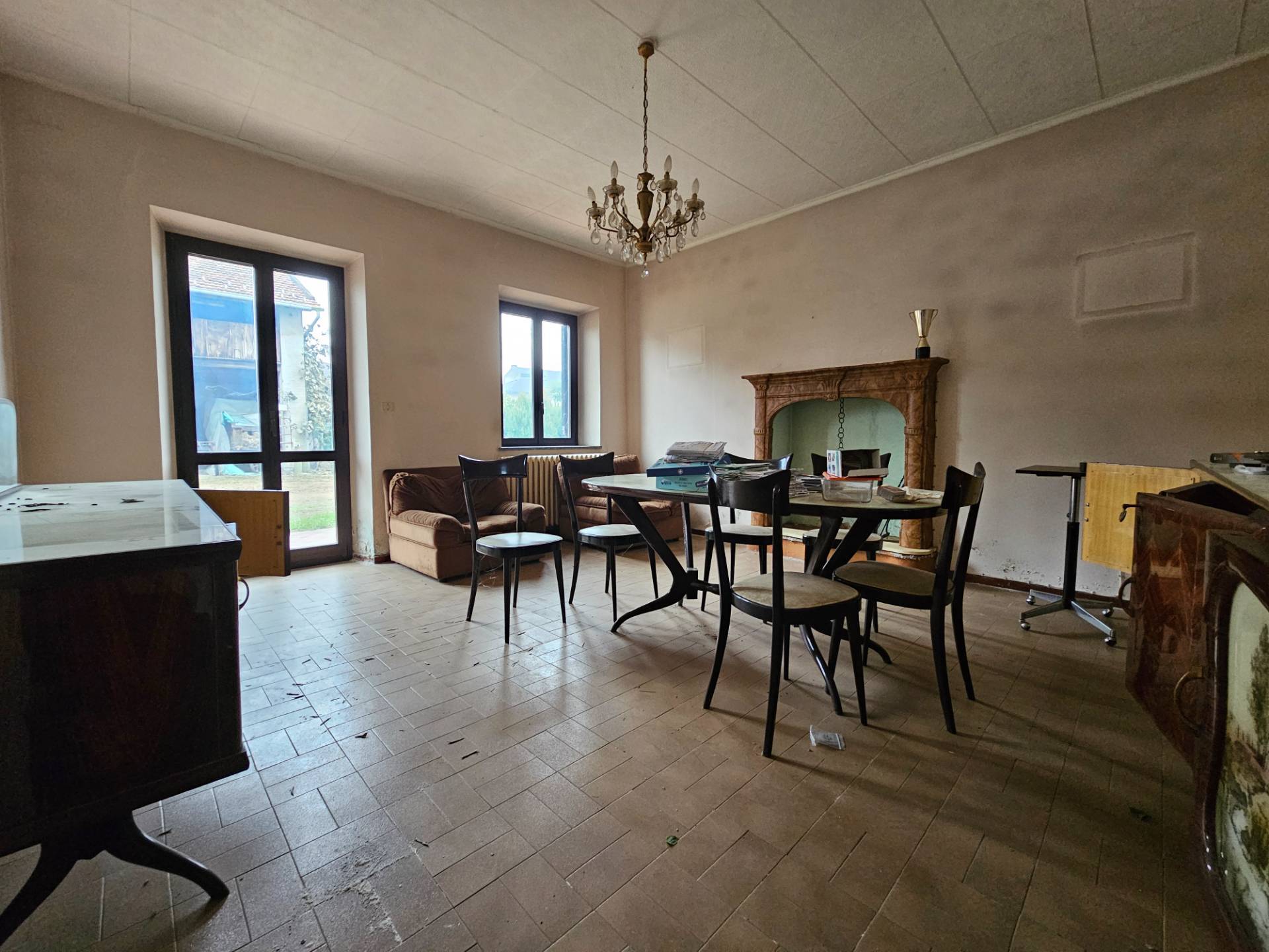 Cascina in vendita a Oleggio