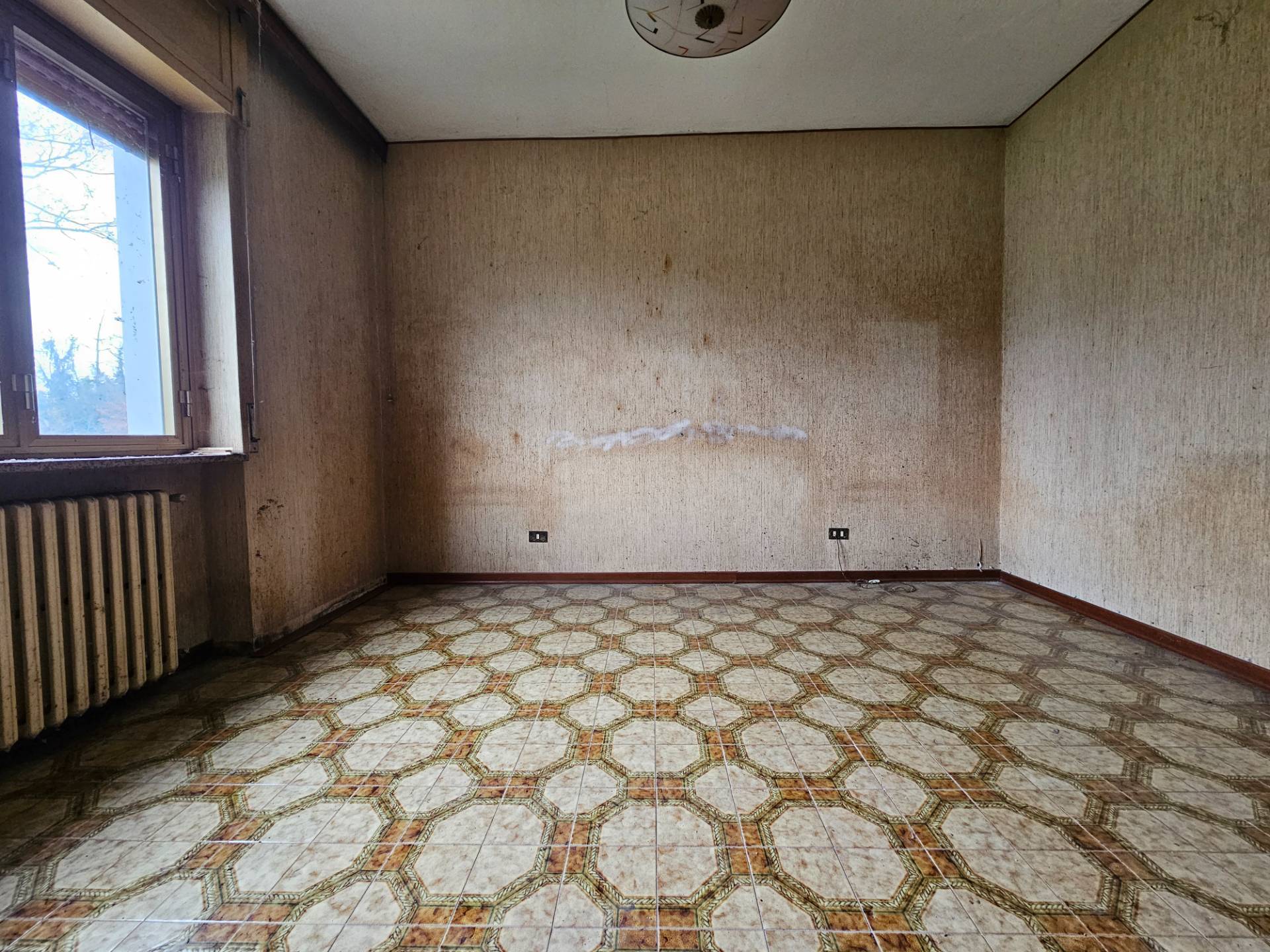 Villa bifamiliare in vendita a Oleggio