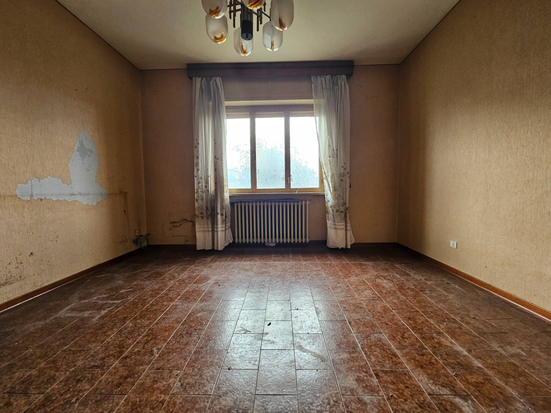 Villa bifamiliare in vendita a Oleggio