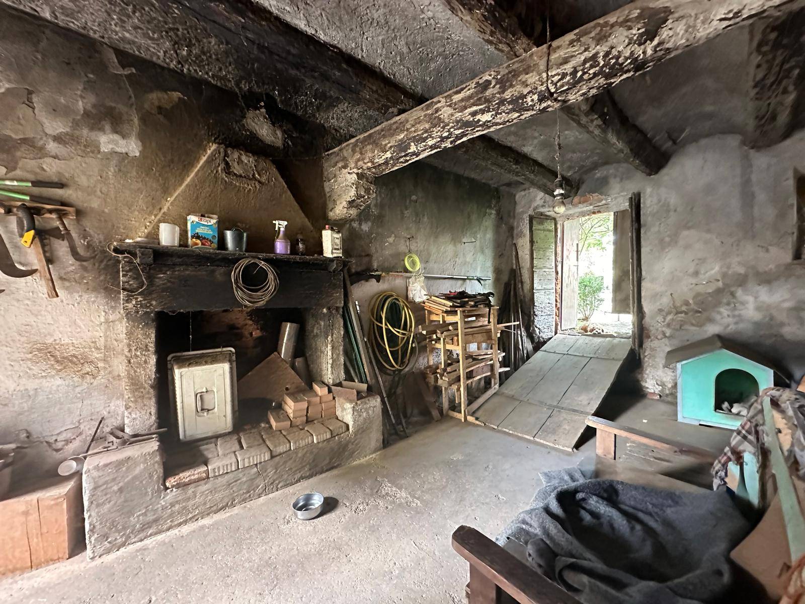 Rustico in vendita a Vaprio d'Agogna