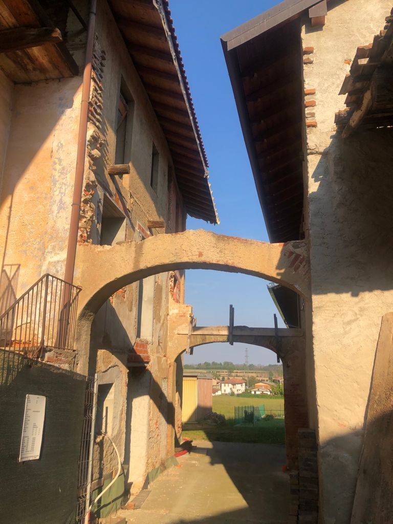 Rustico in vendita a Mezzomerico