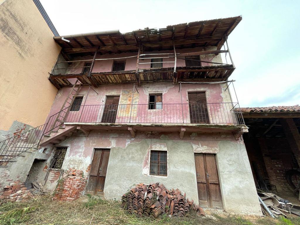 Cascina in vendita a Bellinzago Novarese