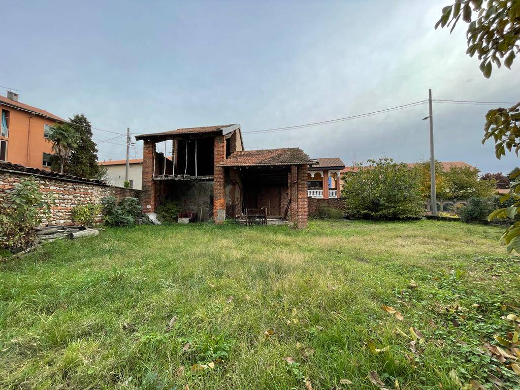 Cascina in vendita a Bellinzago Novarese