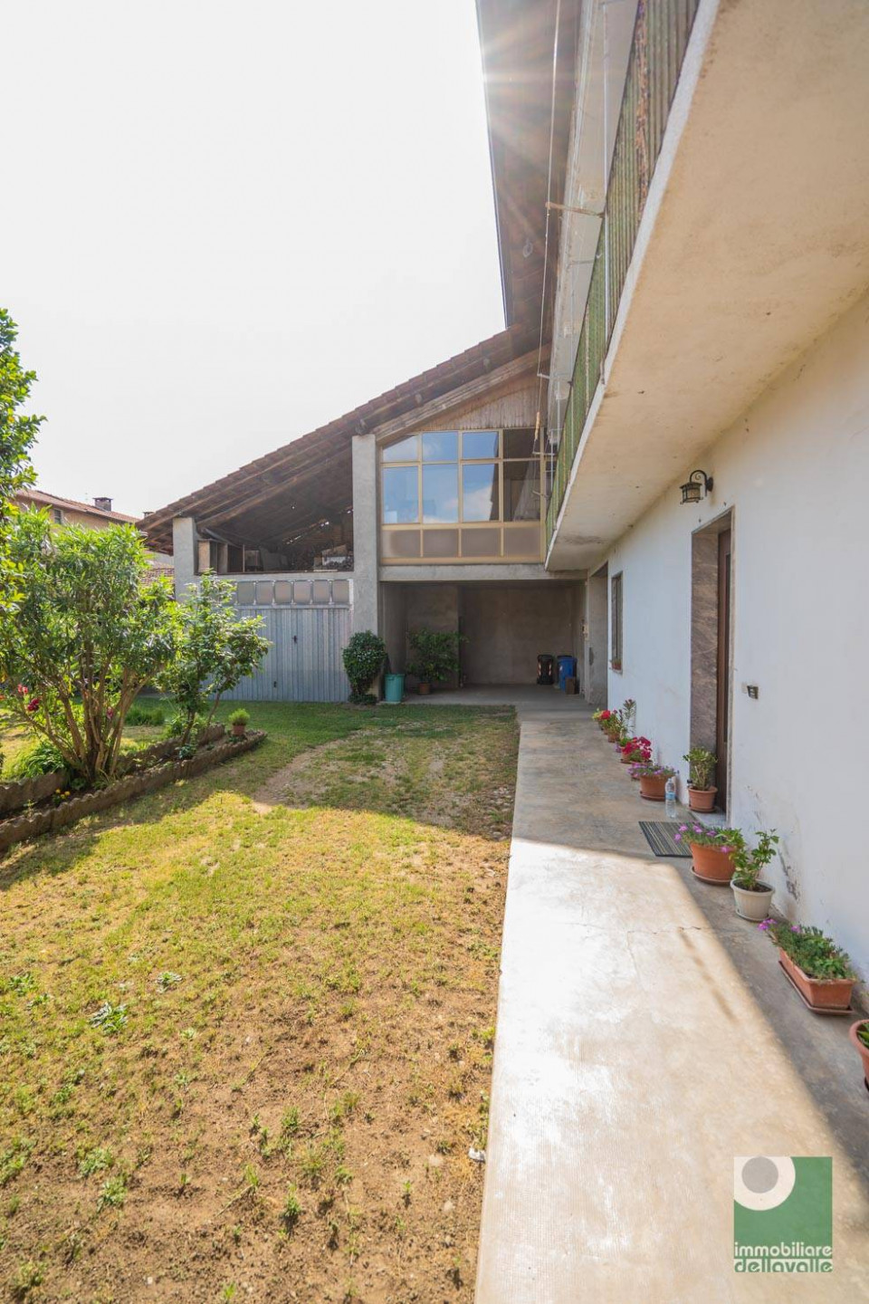 Casa di corte in vendita a Bellinzago Novarese