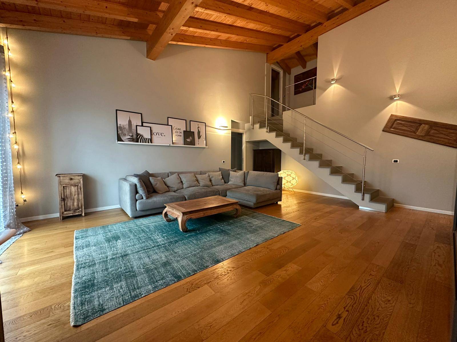 Appartamento in villa singola in vendita a Oleggio