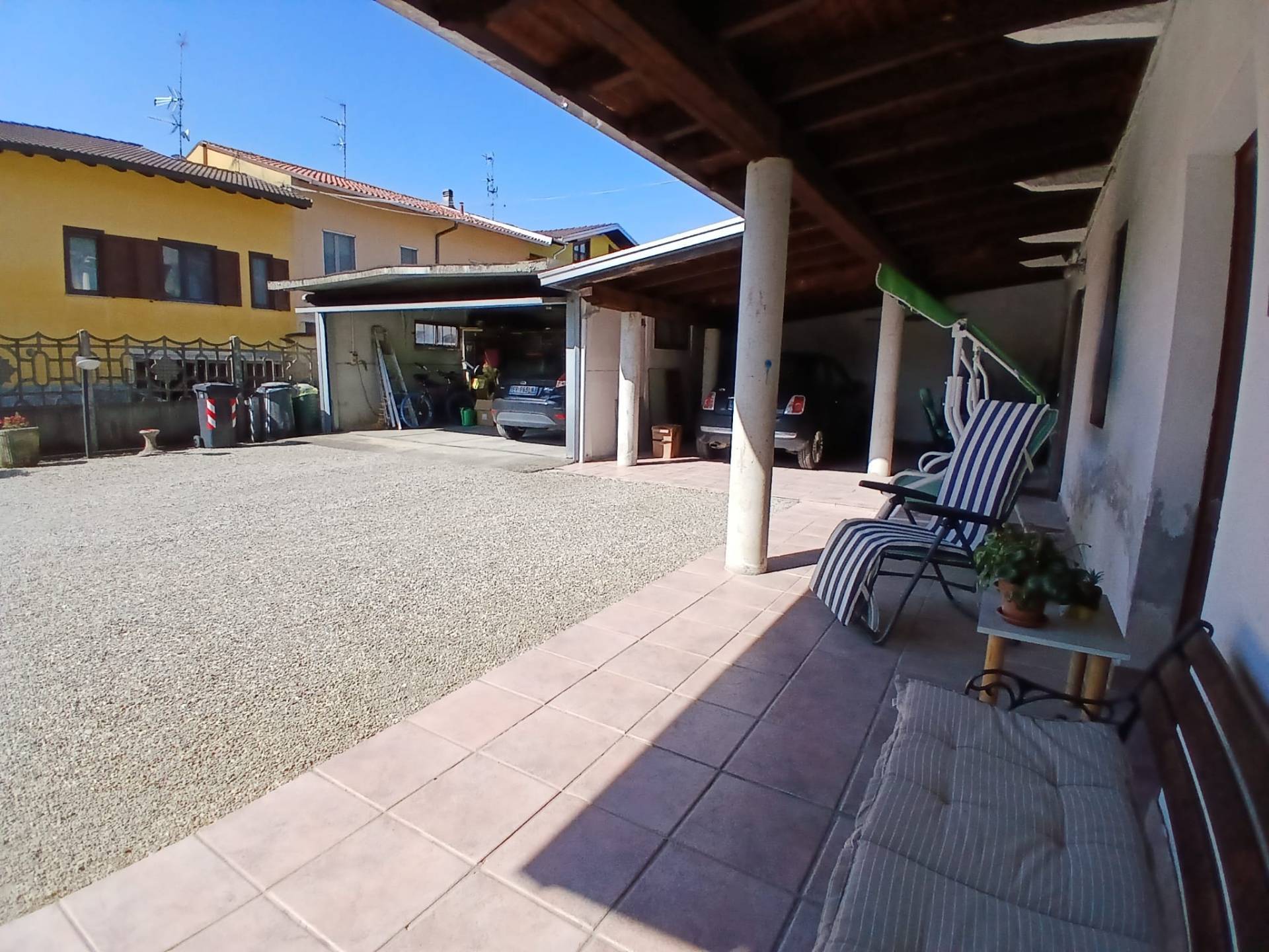 Porzione di casa in vendita a Bellinzago Novarese