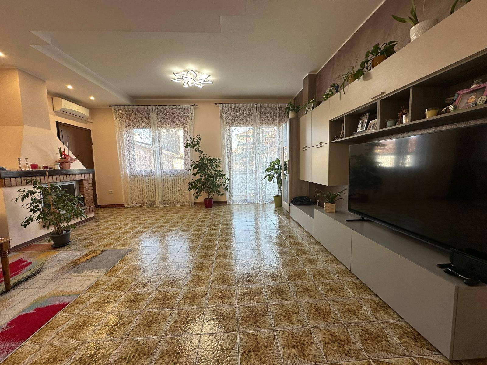 Appartamento in vendita a Oleggio