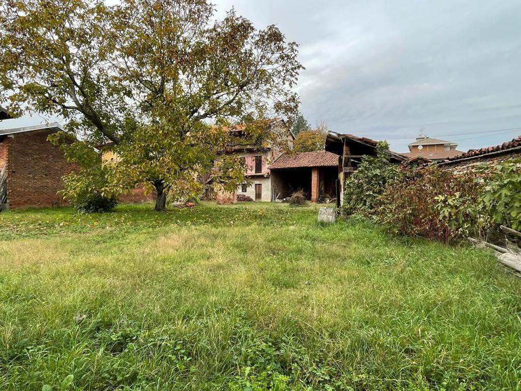 Cascina in vendita a Bellinzago Novarese