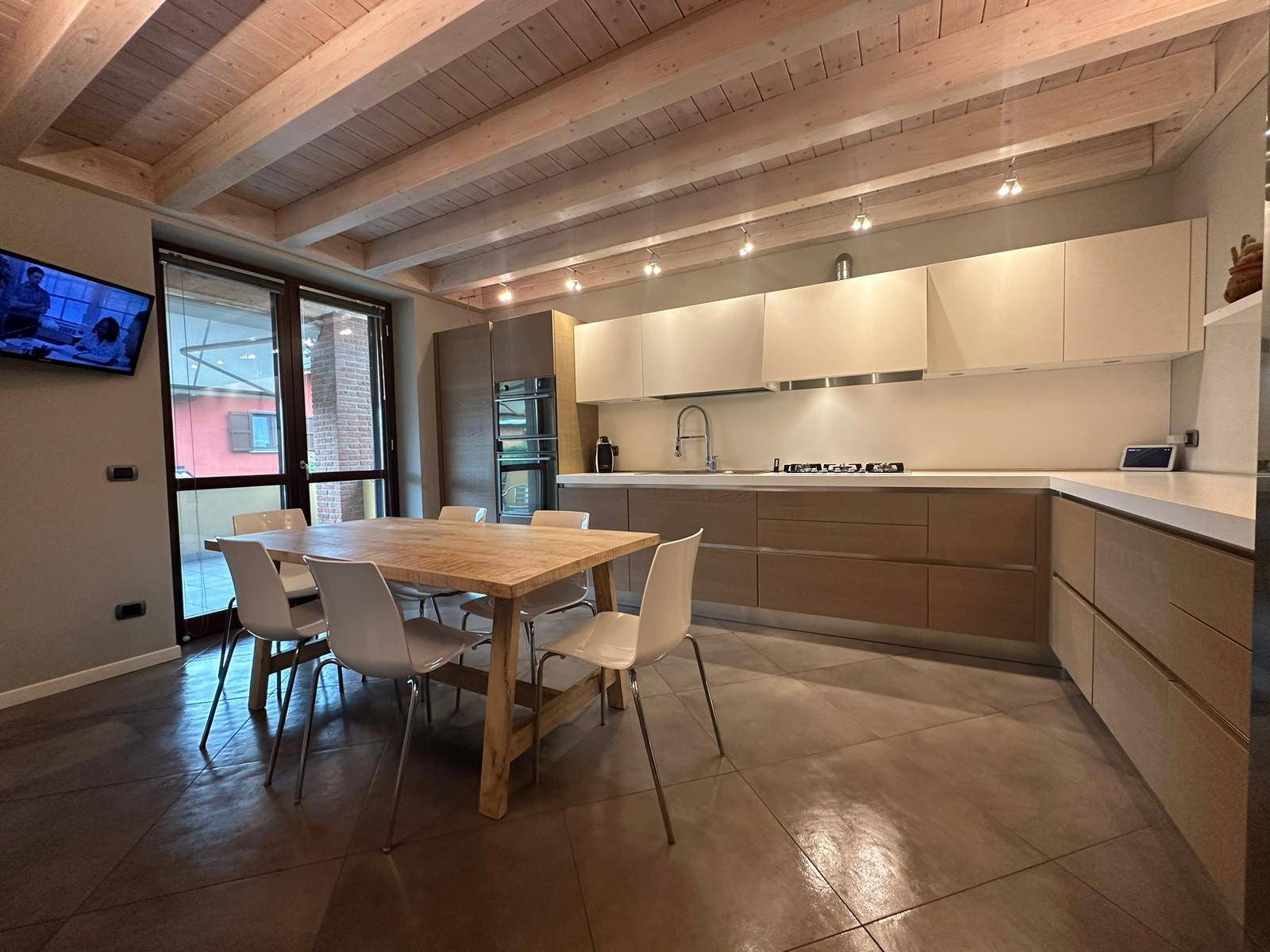 Appartamento in villa singola in vendita a Oleggio