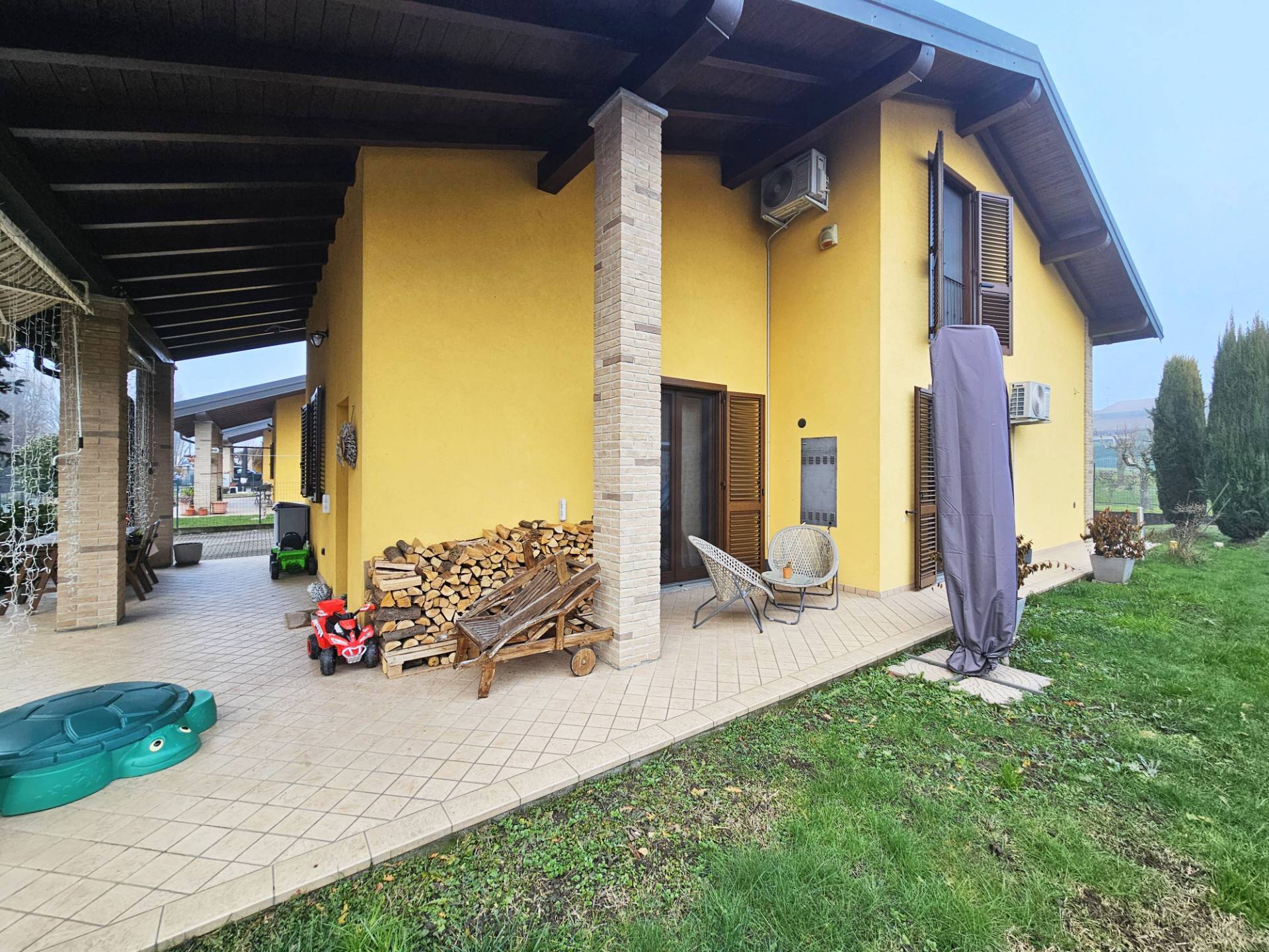 Villa in vendita a Marano Ticino