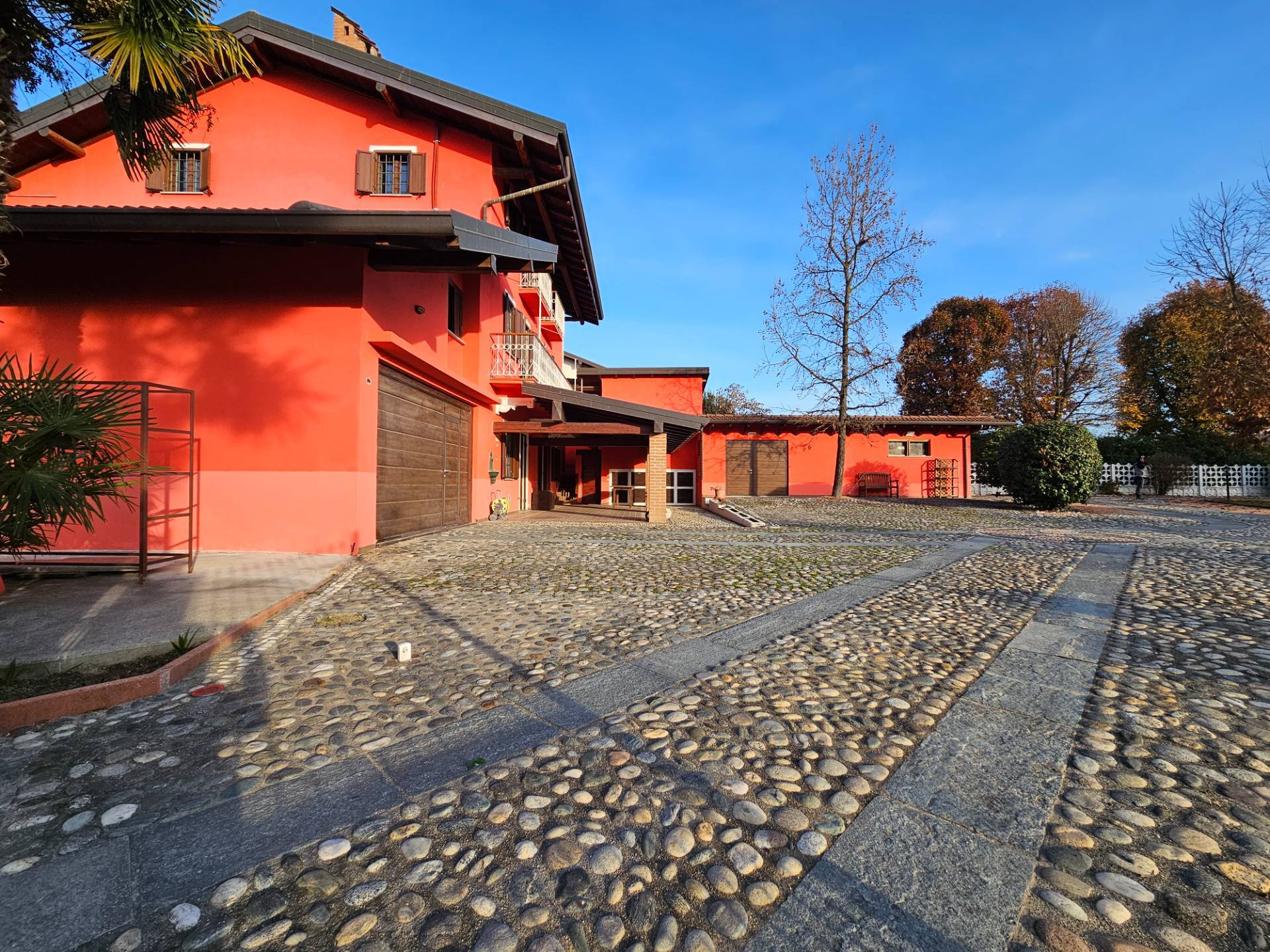 Cascina in vendita a Mezzomerico