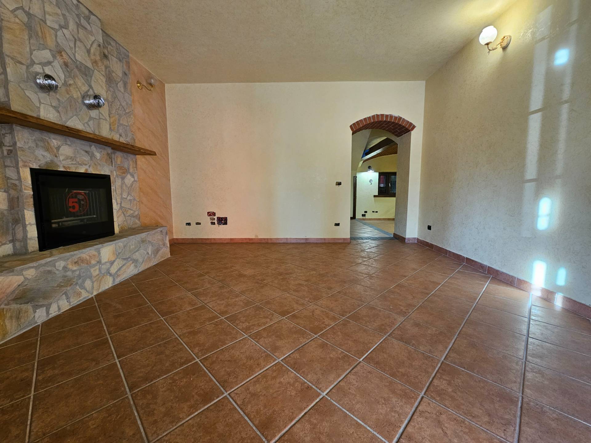 Cascina in vendita a Mezzomerico